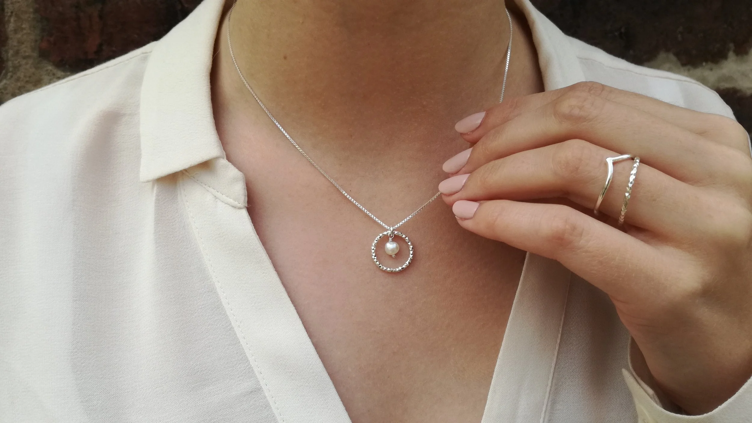 Pearl Eternity Pendant 1.jpg