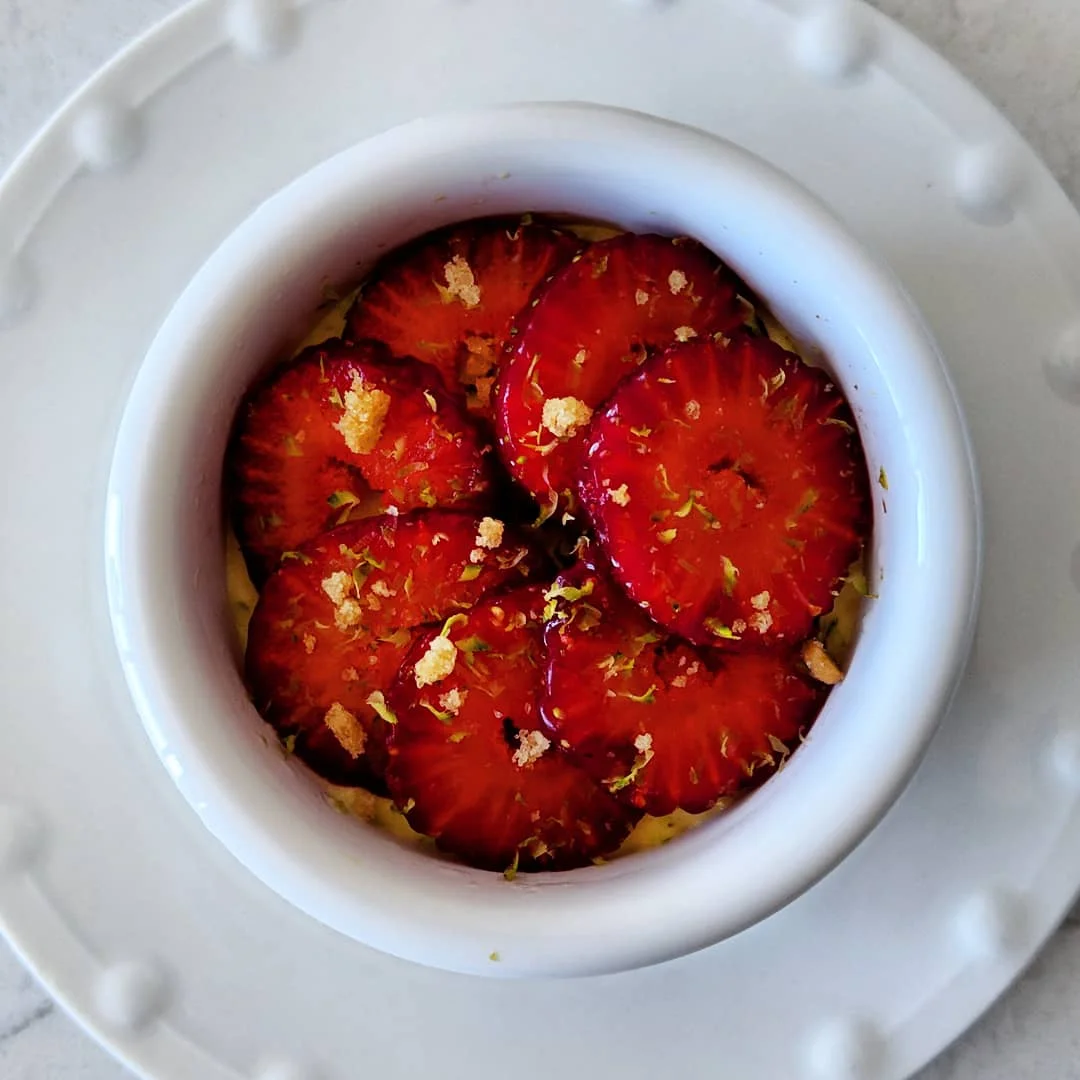 lots_of_strawberries_on_frozen_champagne_zabaglione.jpg