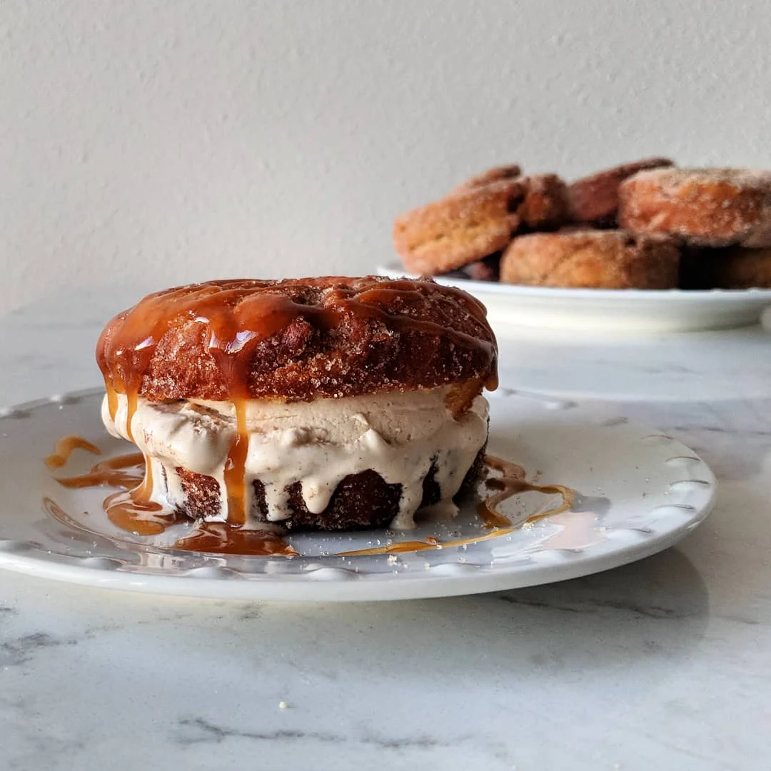 apple_cider_donut_ice_cream_sundae_close_up.jpg