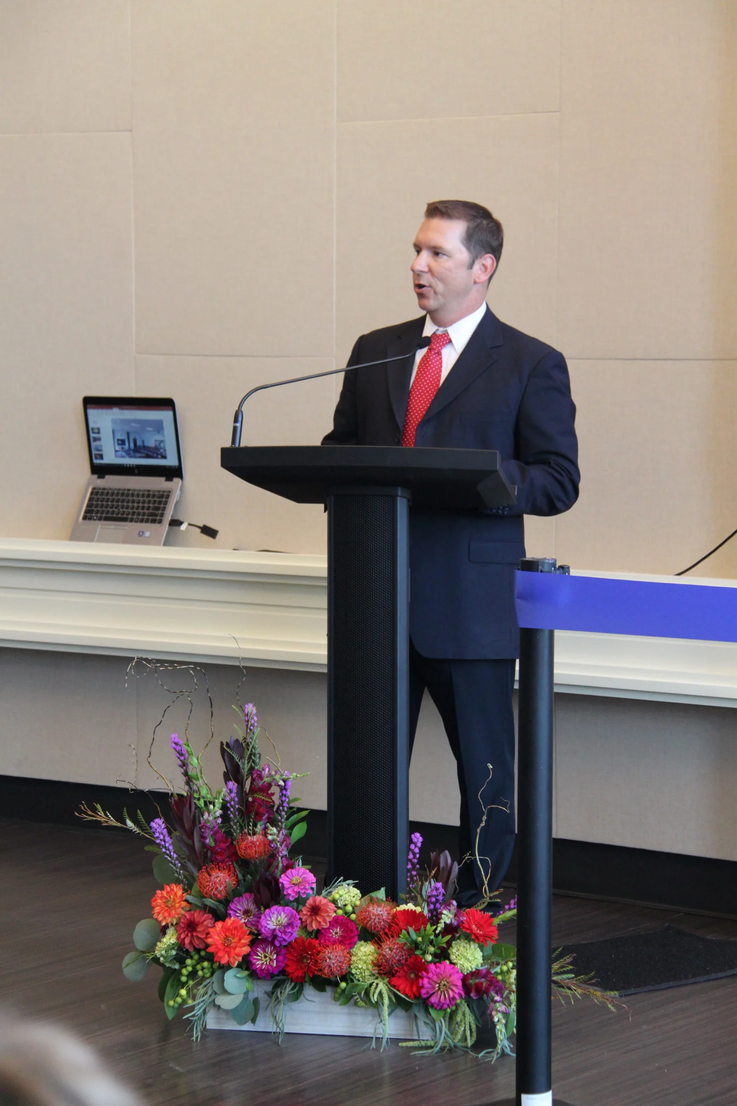 SUNY Geneseo Red Jacket Dining Hall Officially Opens