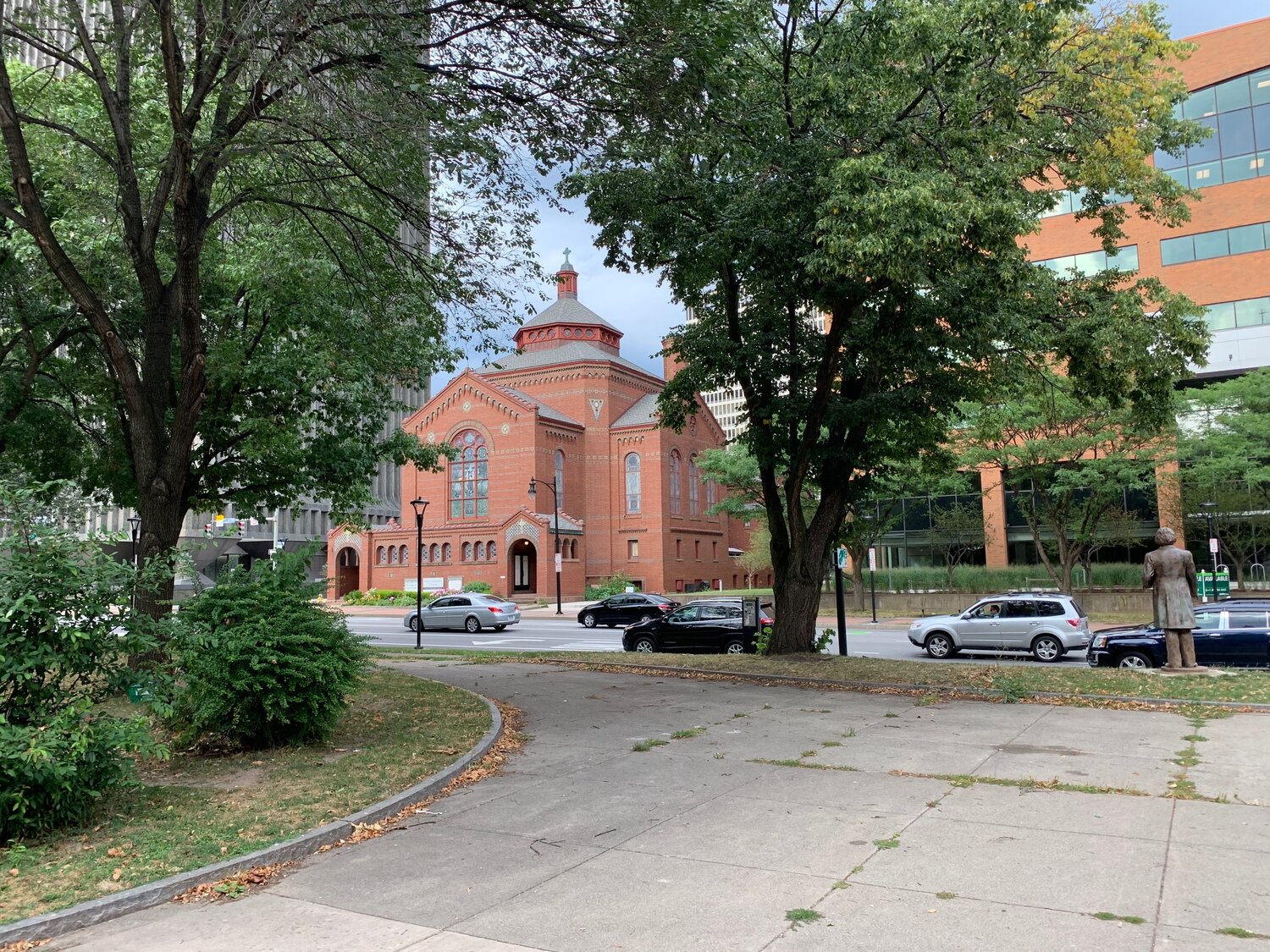 Washington Square Park &amp; First Universalist Church