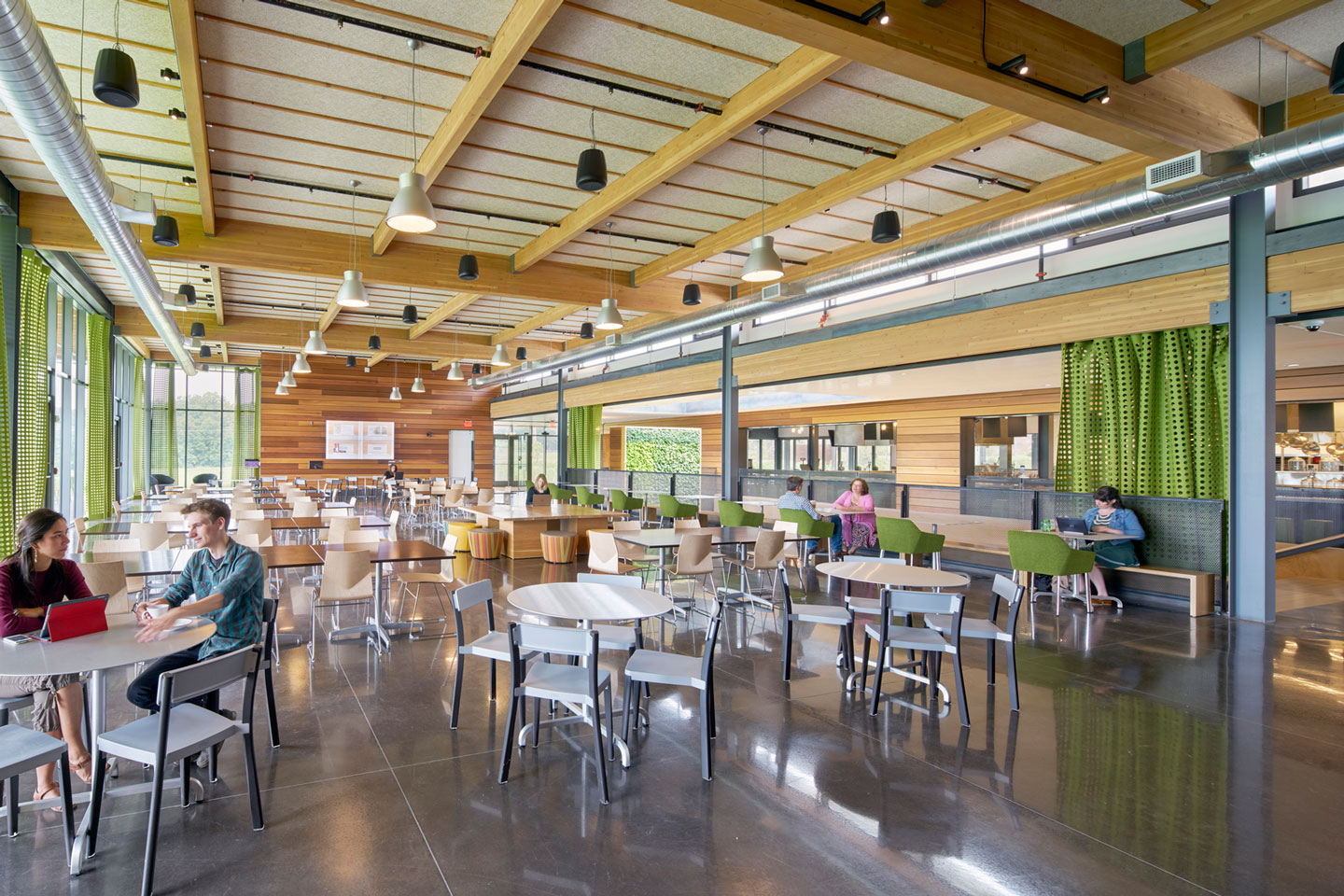 Barazzone Center Dining