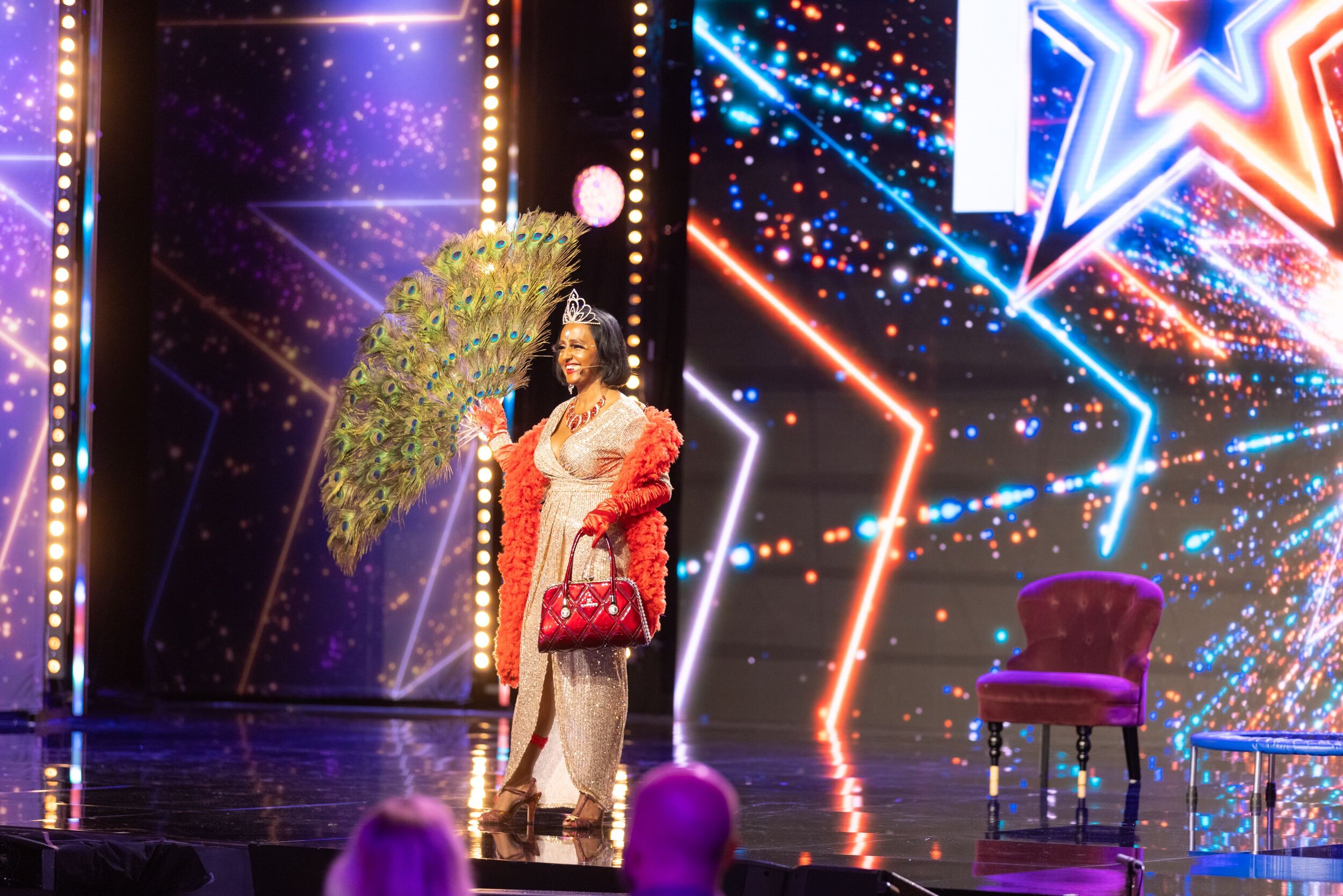 Sofia is participating in the talentshow at TV4 Talang 29 jan 2021 as "starlightdevine"