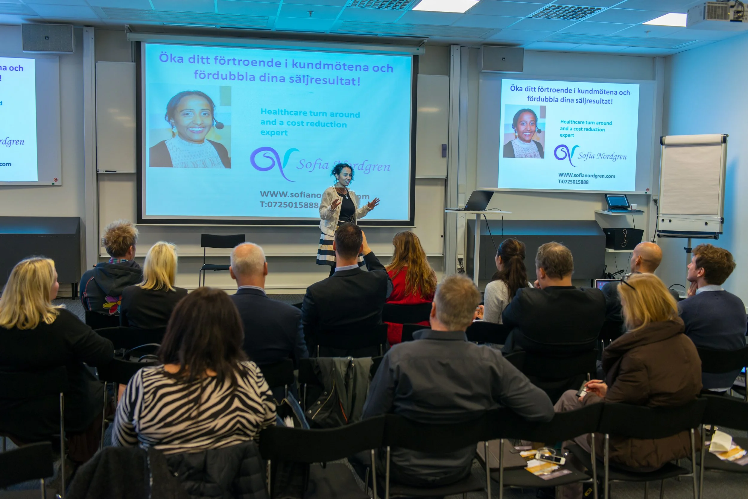 Sofia is prepearing for her upcoming speeces for different companies!