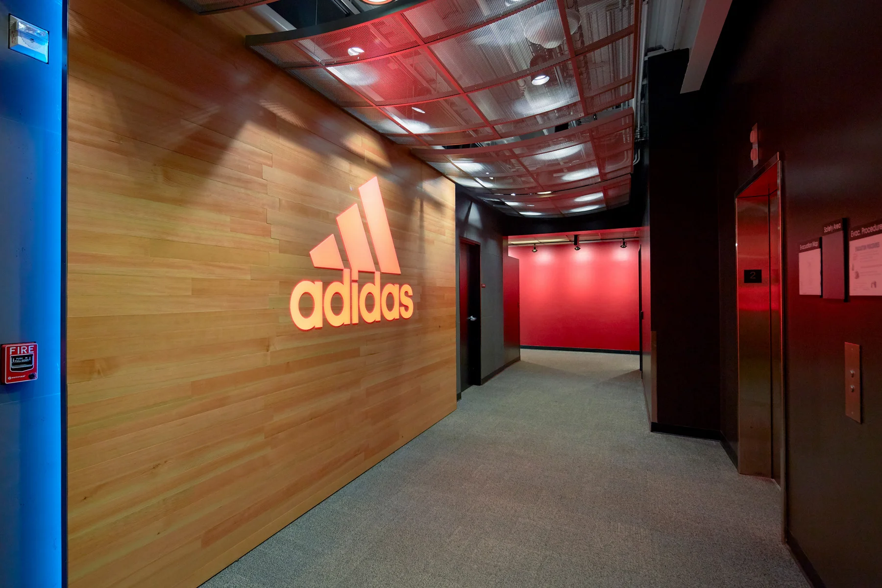 Adidas_VCC_32.jpg