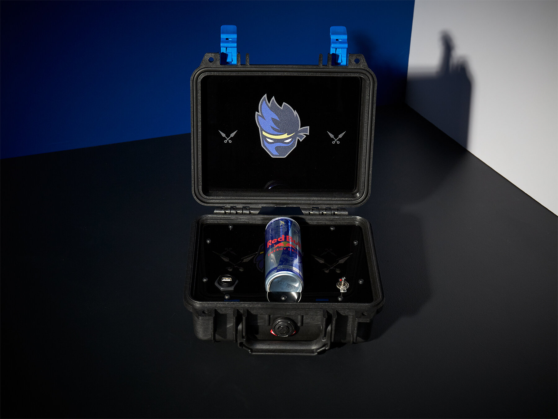 Red Bull Ninja Kit 02.jpg