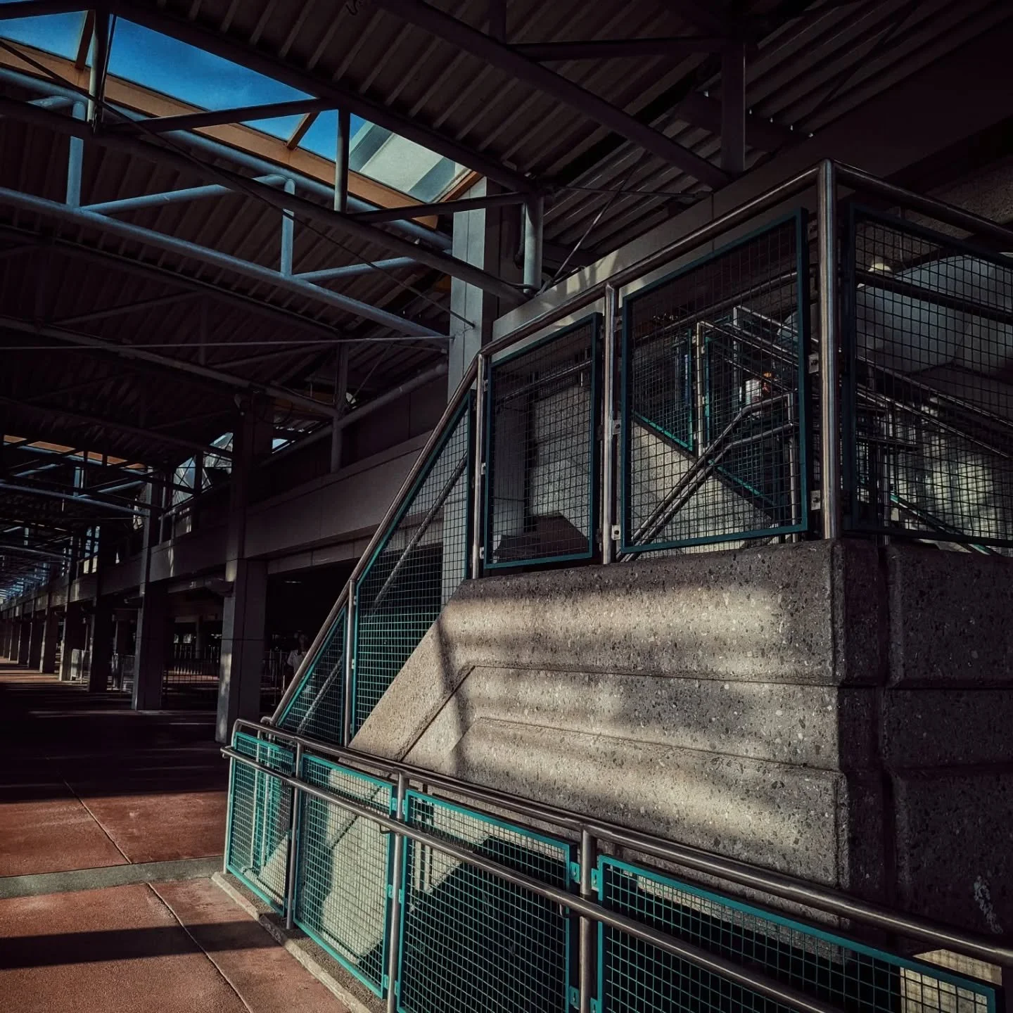 Ninjatized vs raw Pixel pic.
Almost looks A.I...hard to tell lately.
Keeping a healthy skepticism about it all. 
-Digital Ninja®