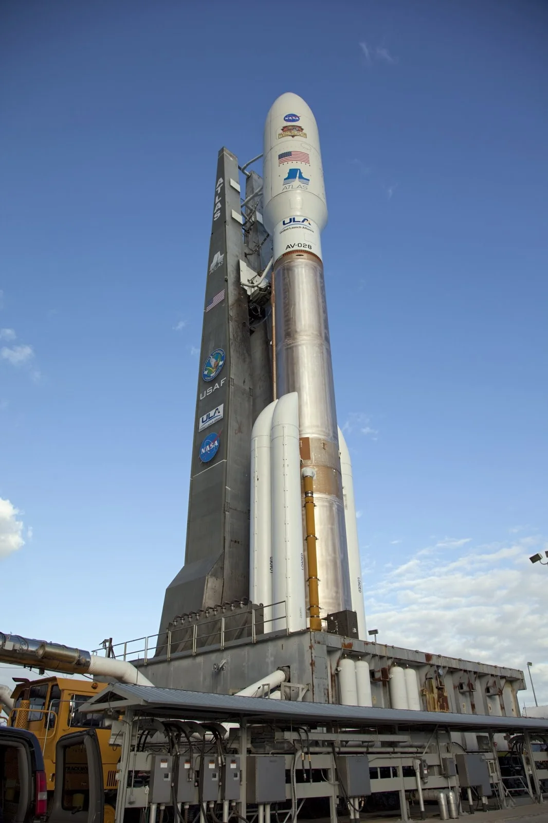 The Atlas V 541 rocket tasked with carrying the GOES-R to orbit!