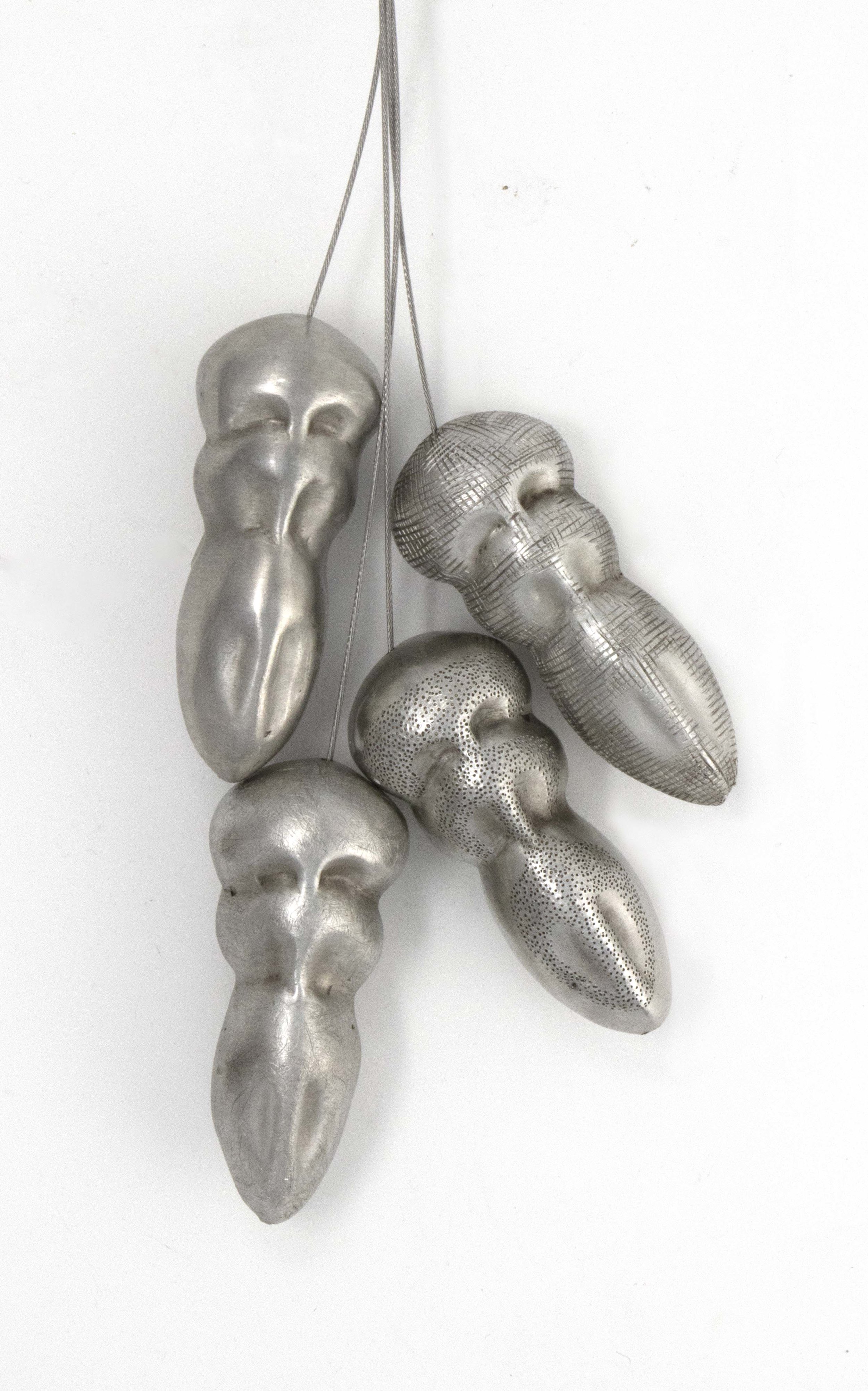 Pendulous (necklace) detail