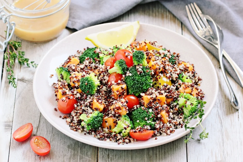 The Tish Kitchen | Roasted Veggie Quinoa Salad | Food Blogger