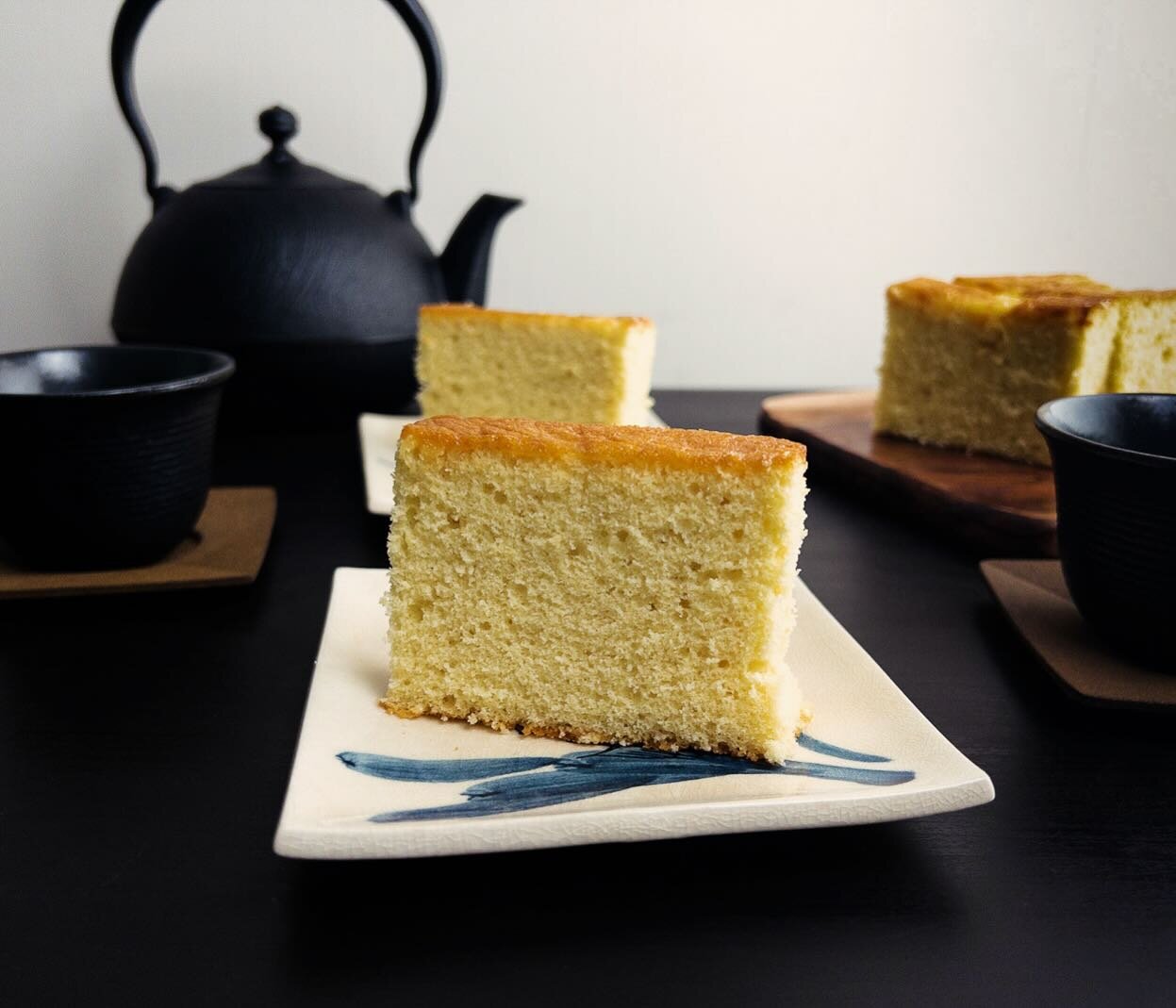 Japan 🇯🇵 2024: Castella Cake 
A simple tea-cake for a Spring race in Japan 🌸 🍞 🫖 
.
.
.
#f1cookbook #f1food #f1cooking #f1  #formula1 #food #f1foodie #cooking #internationalcuisine #homemade #recipes #raceweekend