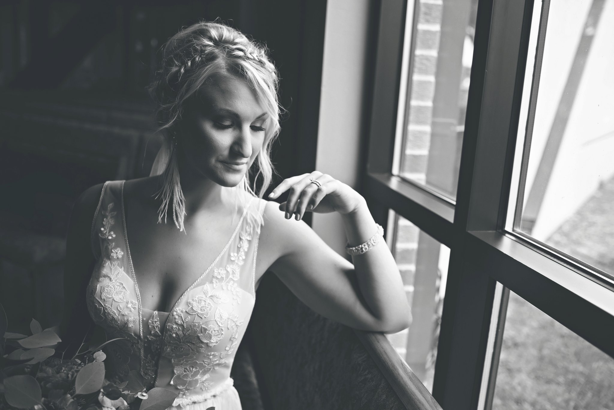 informal bridal portraits