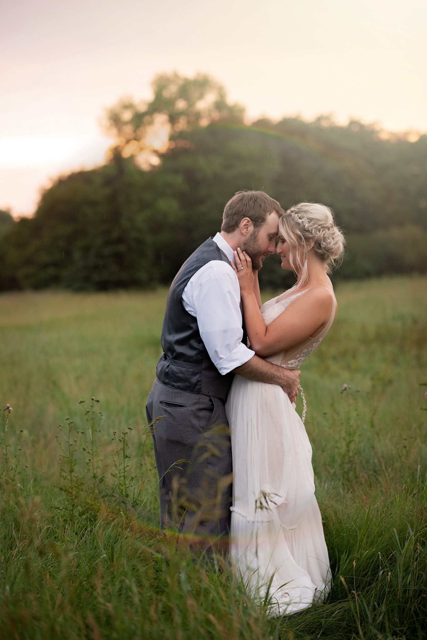 romantic sunset portraits in the rain
