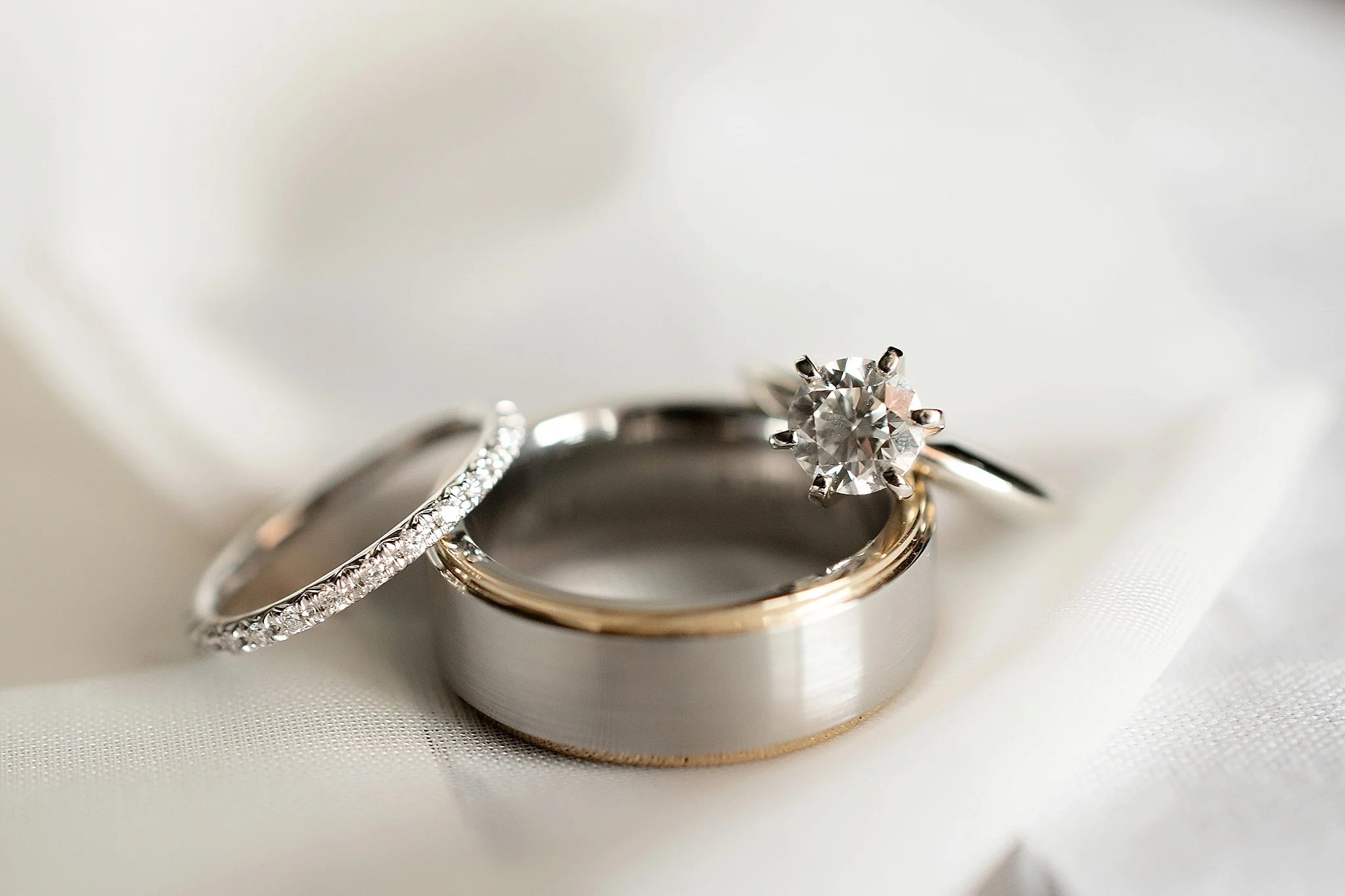 solitaire wedding ring and white gold wedding band set