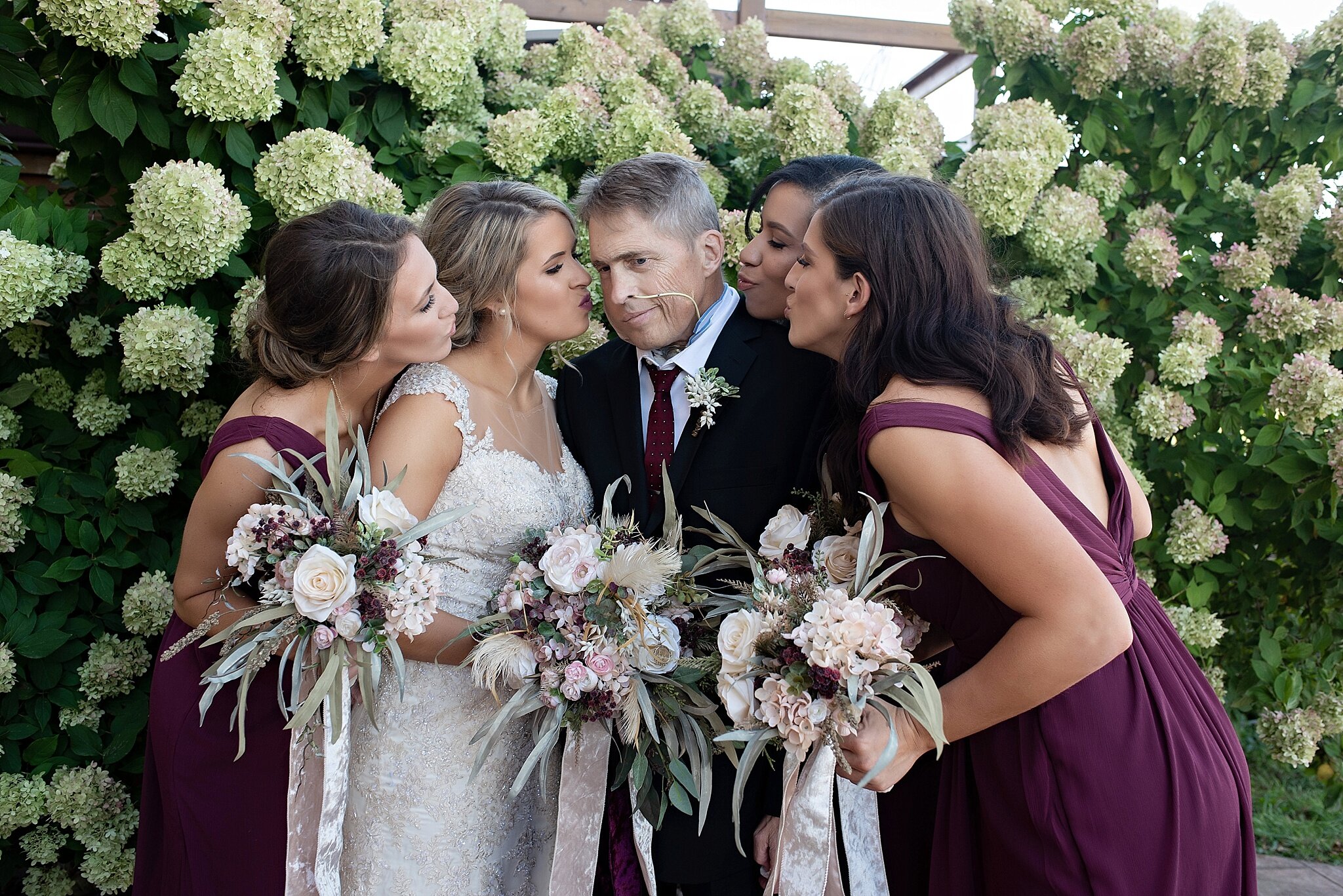 ill father poses with his daughters on her wedding day