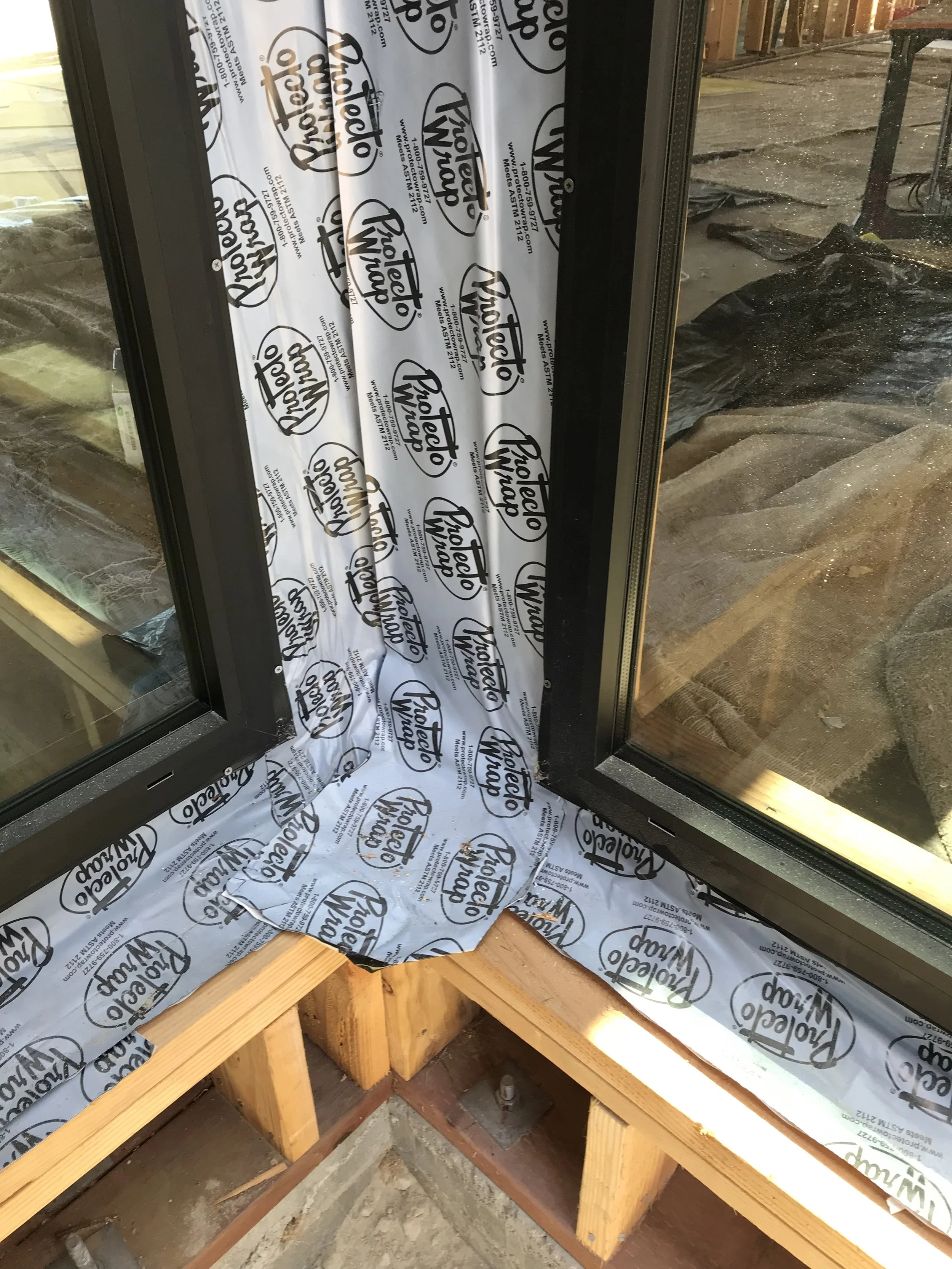 BAD - LOOSE FLASHING