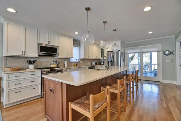 kitchenNEW2.jpg