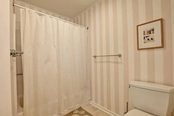 zfirstfloorfullbathNEW2.jpg