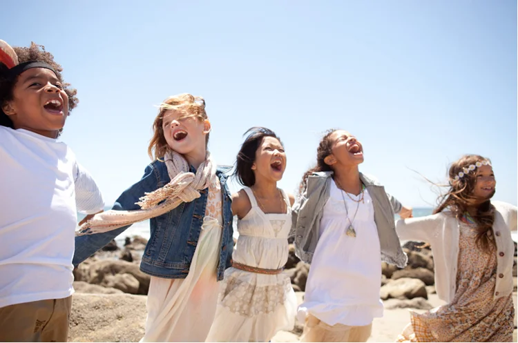 laura doss kids singing .jpg