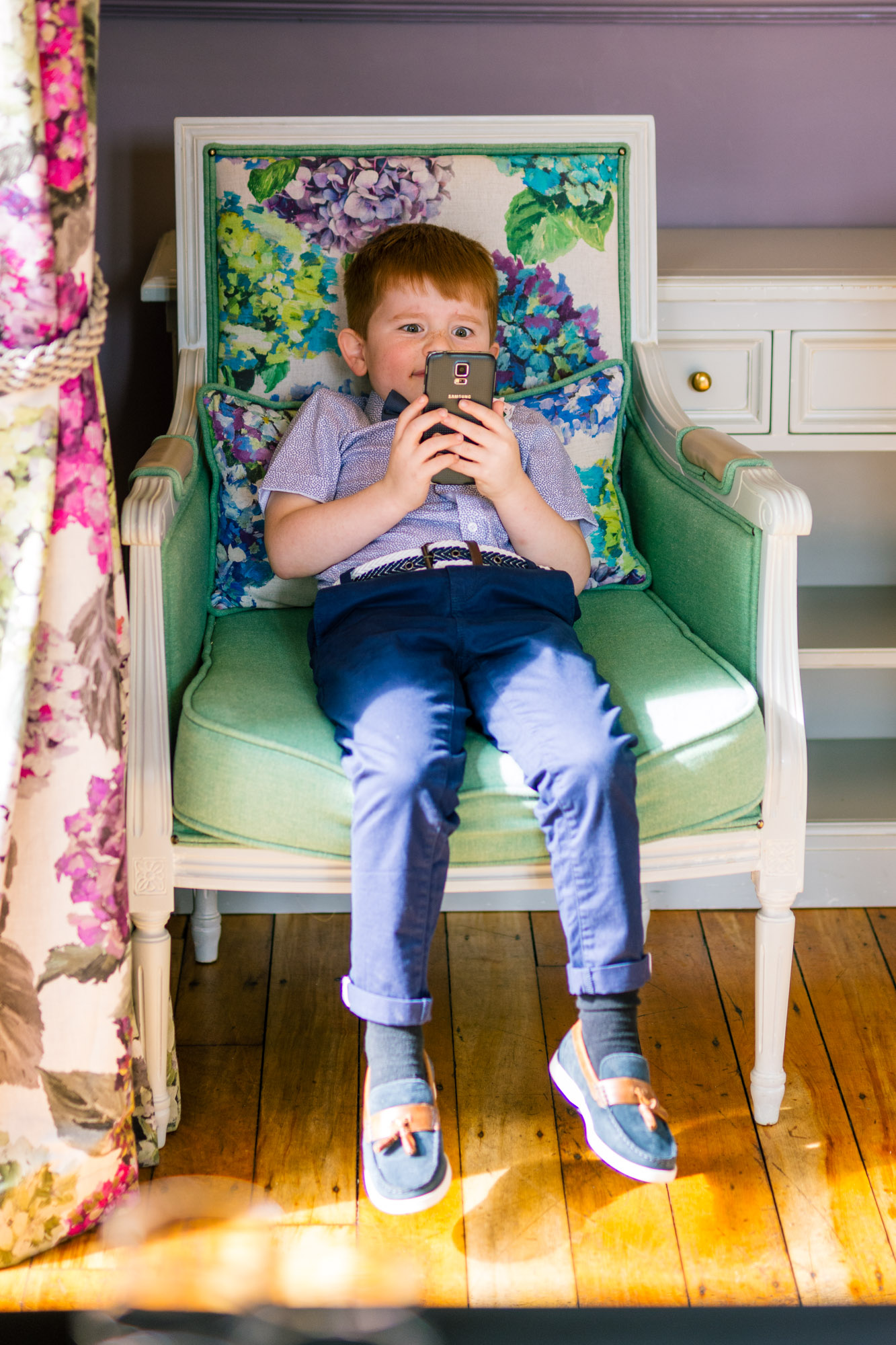 Grooms child before the wedding ceremony