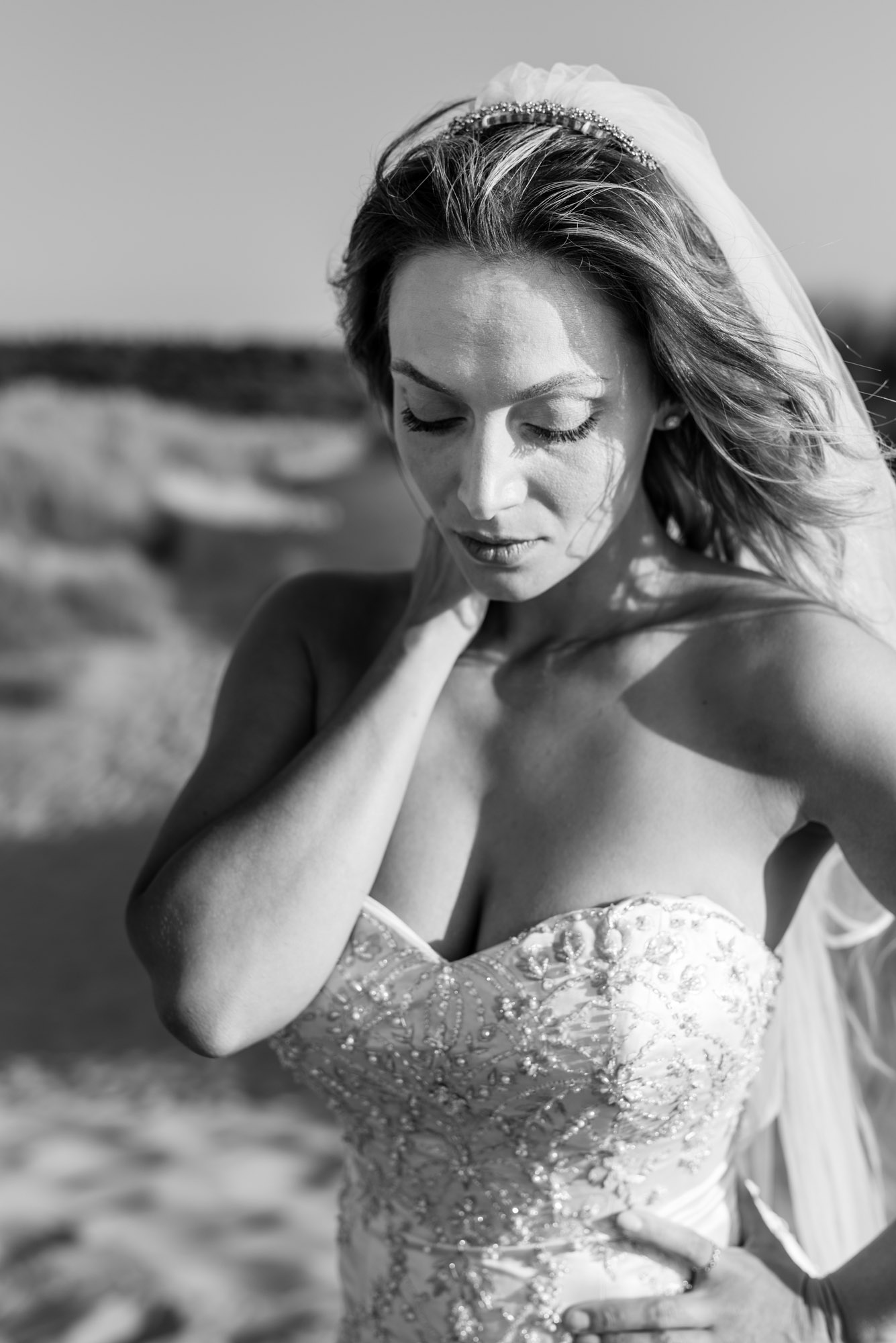Black and white, bride close up