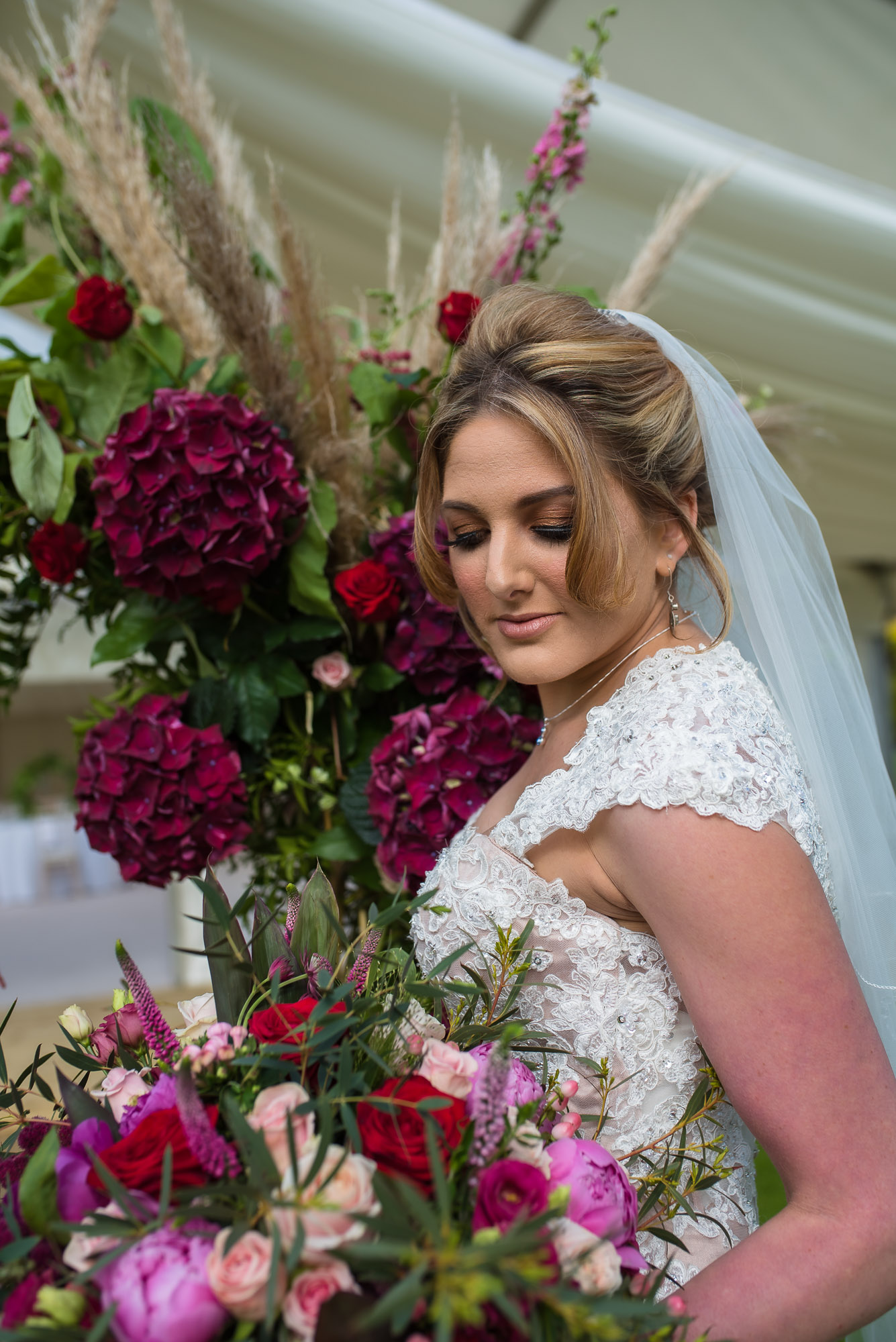 Bride and moongate flowers