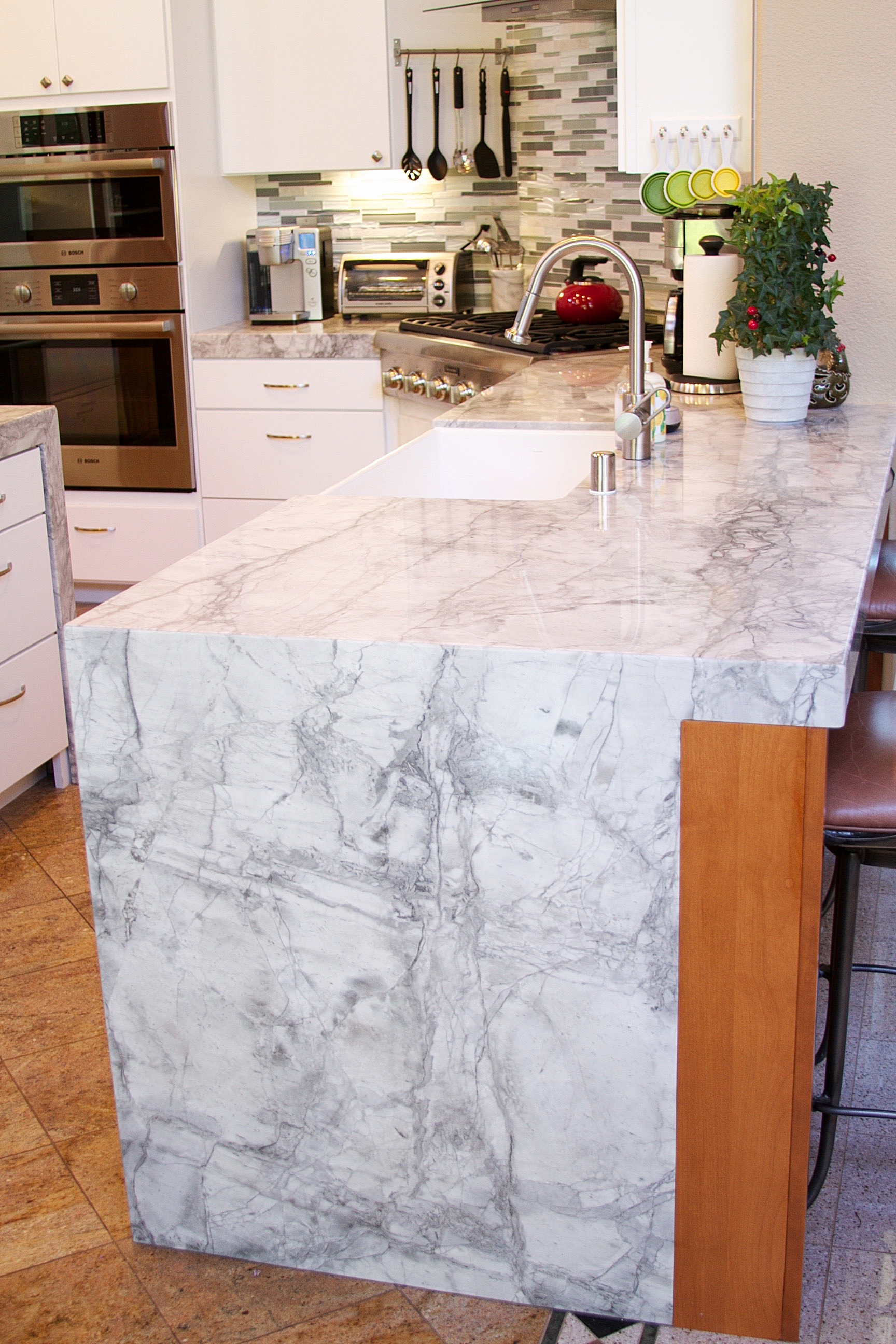  Super White, Dolomite (Marble) 