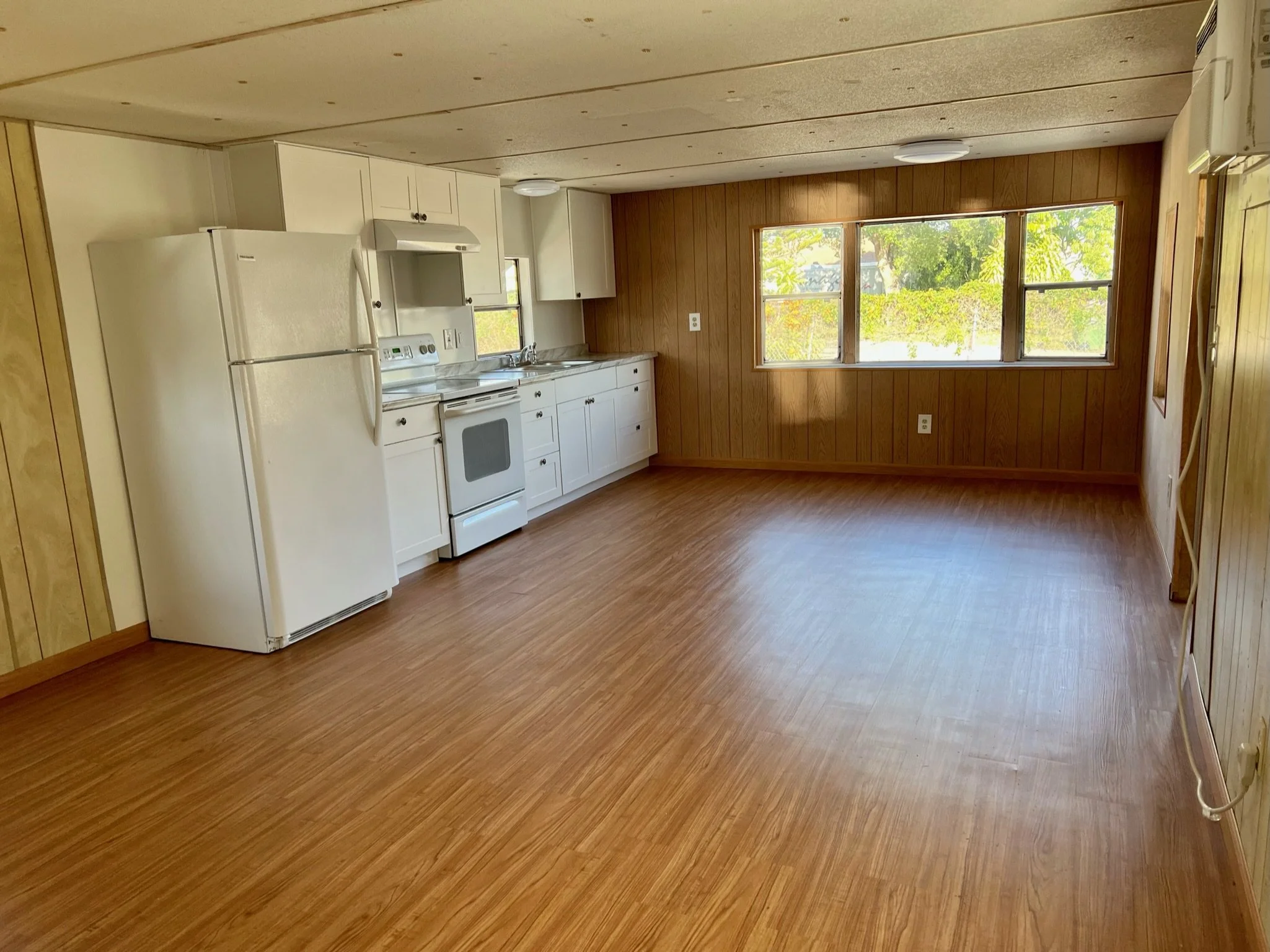 Mobile Homes for Sale at Ramblewood Mobile Home Park in Palm Beach