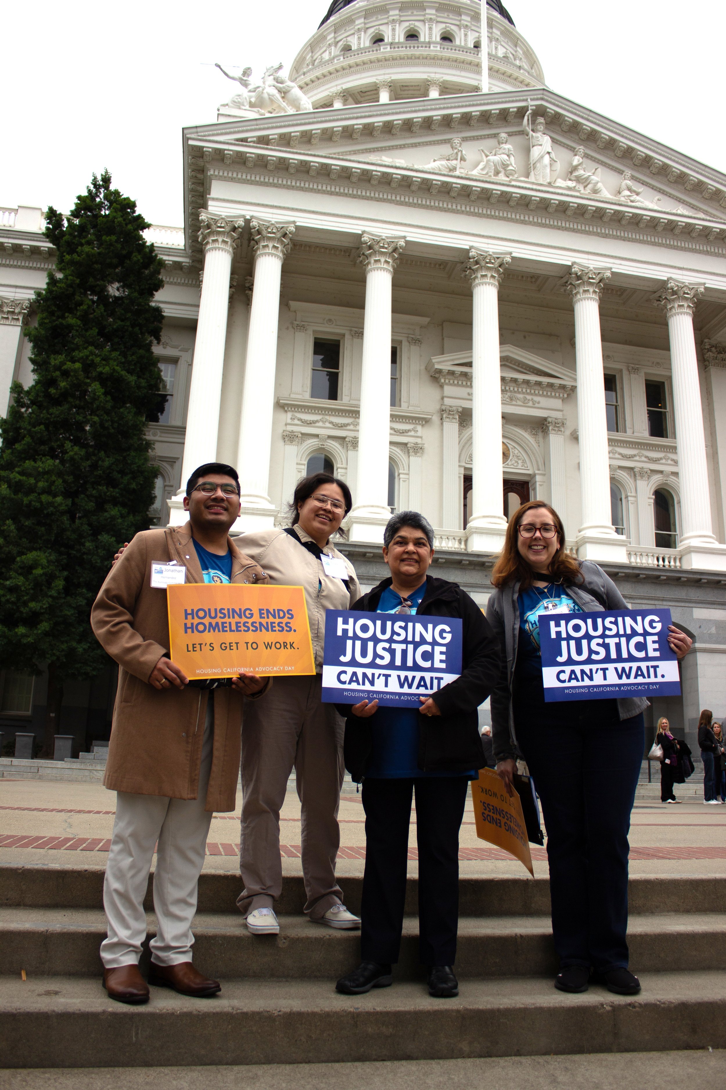 Team 8 in front of Capitol 2.jpg