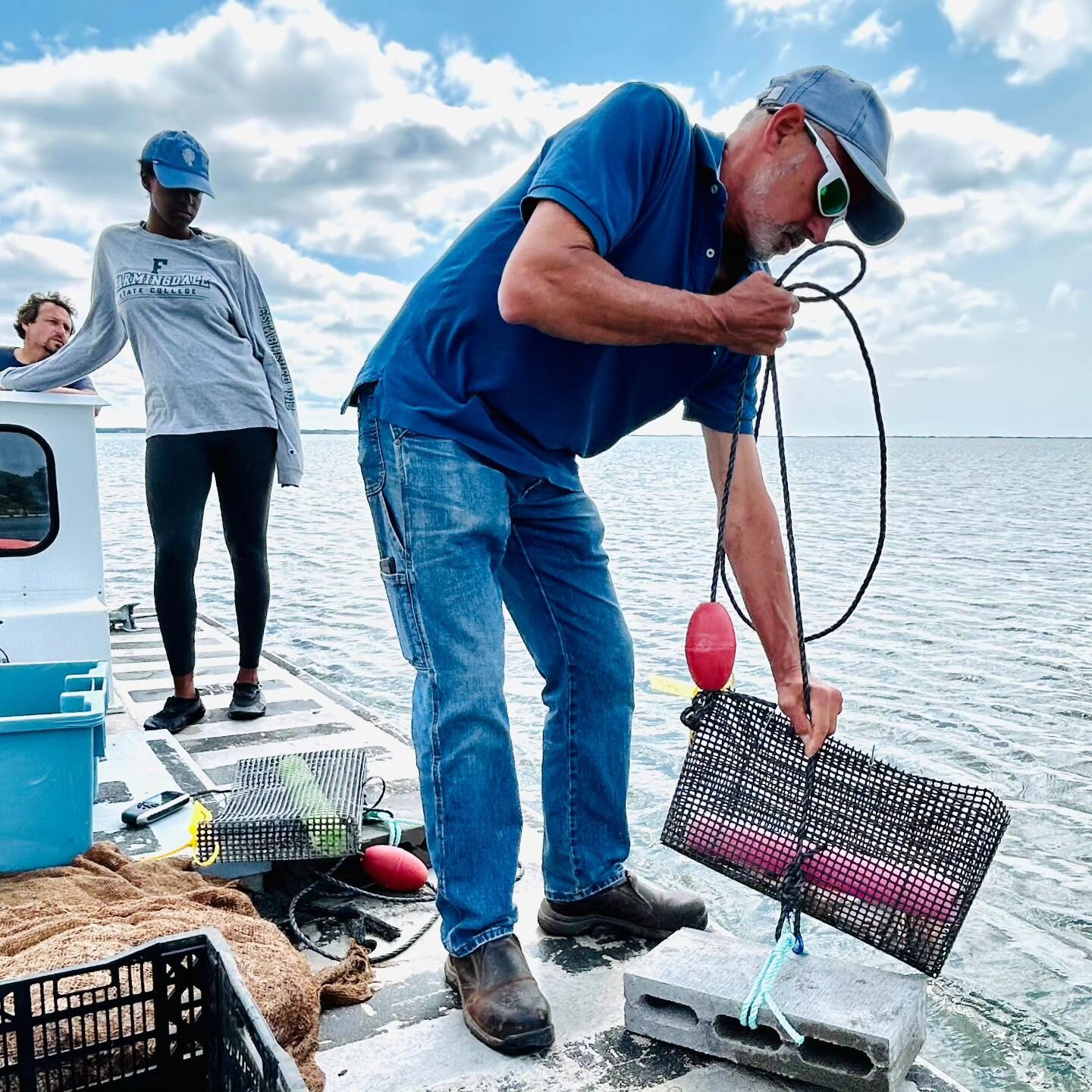 Last Thursday&nbsp;the FoBB team went out on Bellport Bay with Gregg Rivara, Aquaculture Specialist/ Cornell Cooperative Extension of Suffolk County (CCESC).

Gregg built and&nbsp;deployed 10 Oyster Spat Collectors into Bellport Bay&rsquo;s&nbsp;Town