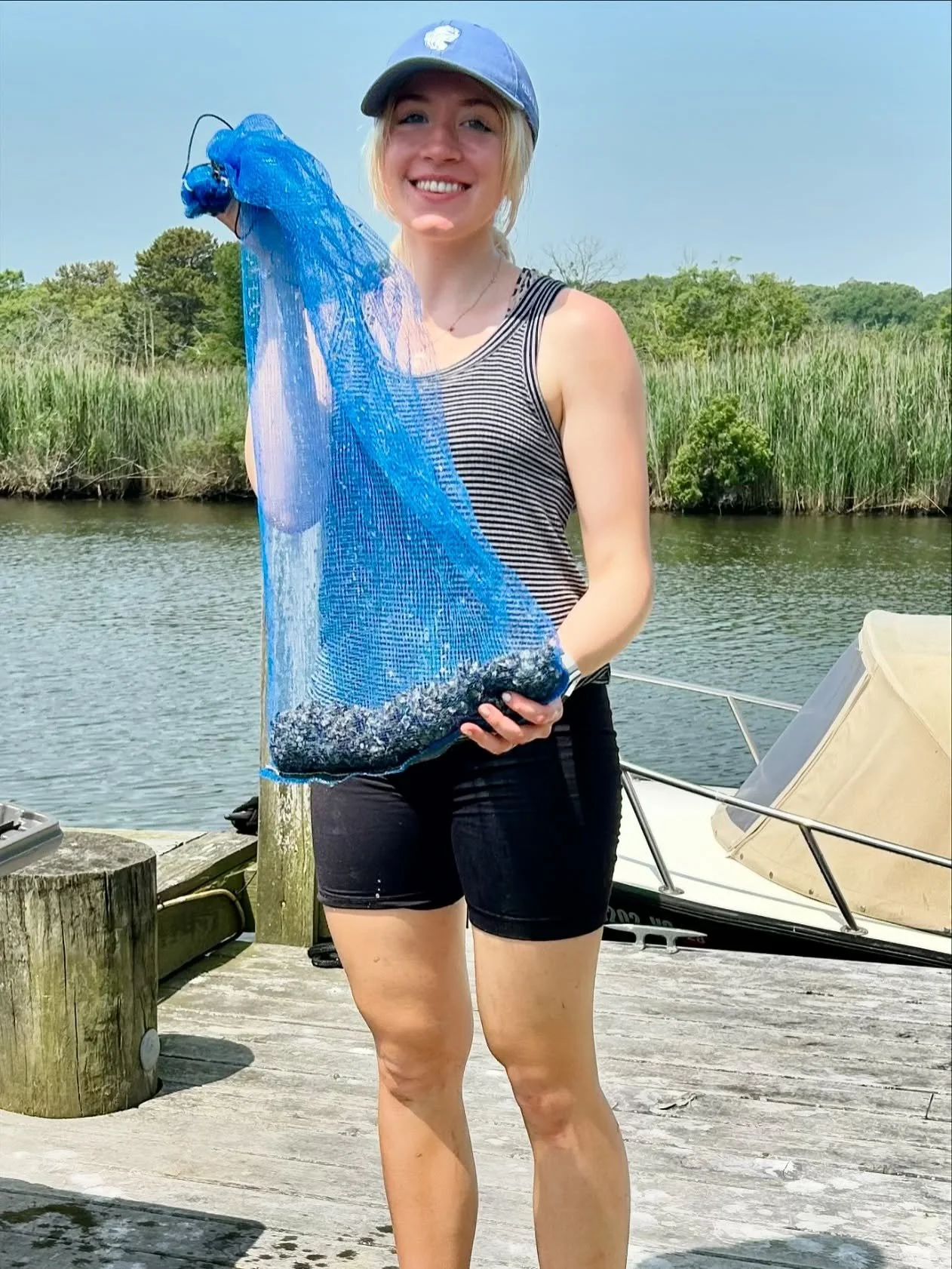 That&rsquo;s about 6,000 baby oysters in the bag, now installed &amp; growing out in FoBB&rsquo;s FLUPSY (FLoating UPweller SYstem). 🦪

Thomas Schultz, Director of FoBB Water Operations &amp; FoBB interns Amelia, Lexie, Habiba, Nikolle &amp; Educati