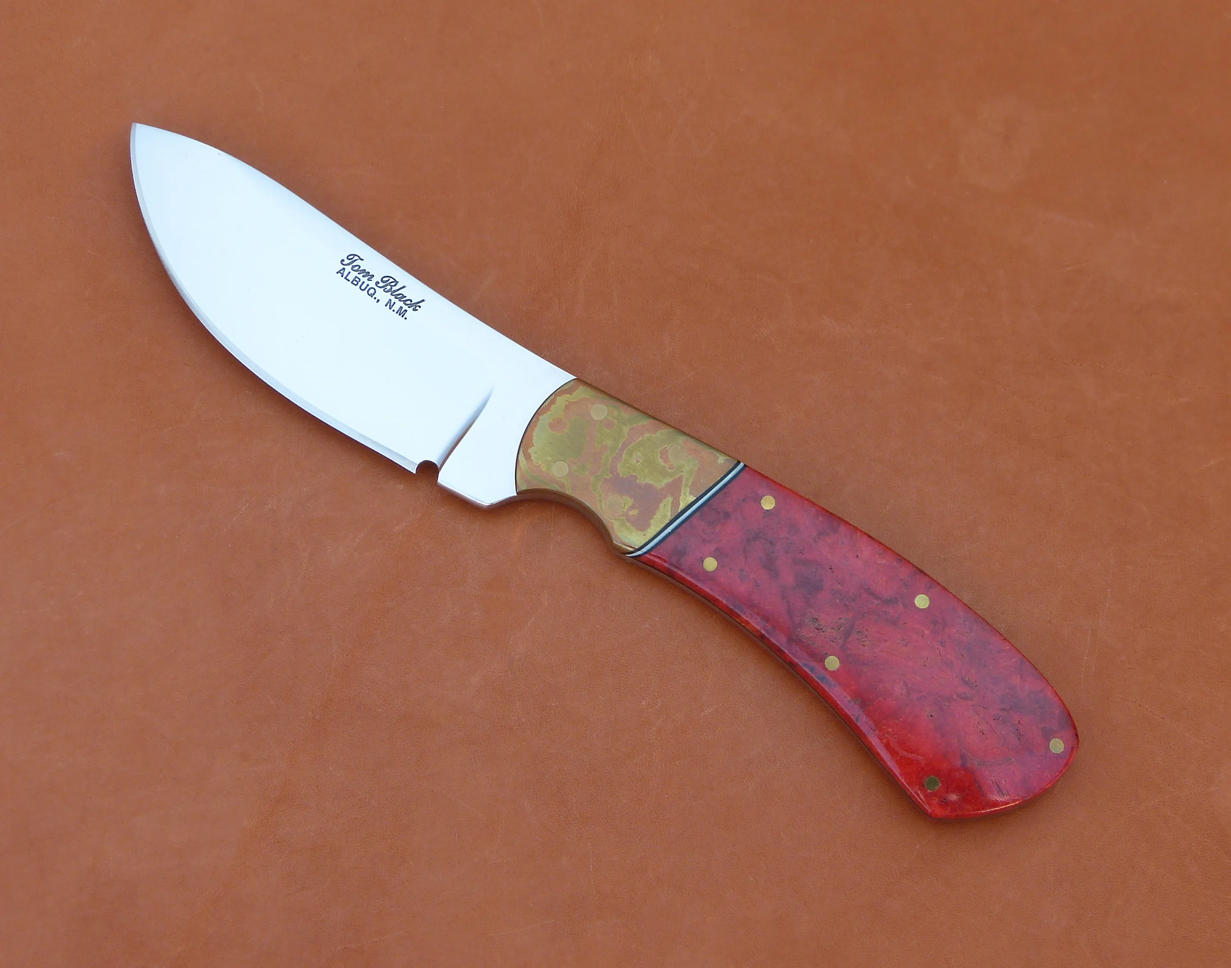 Tom Black Semi-skinner hunter. SOLD