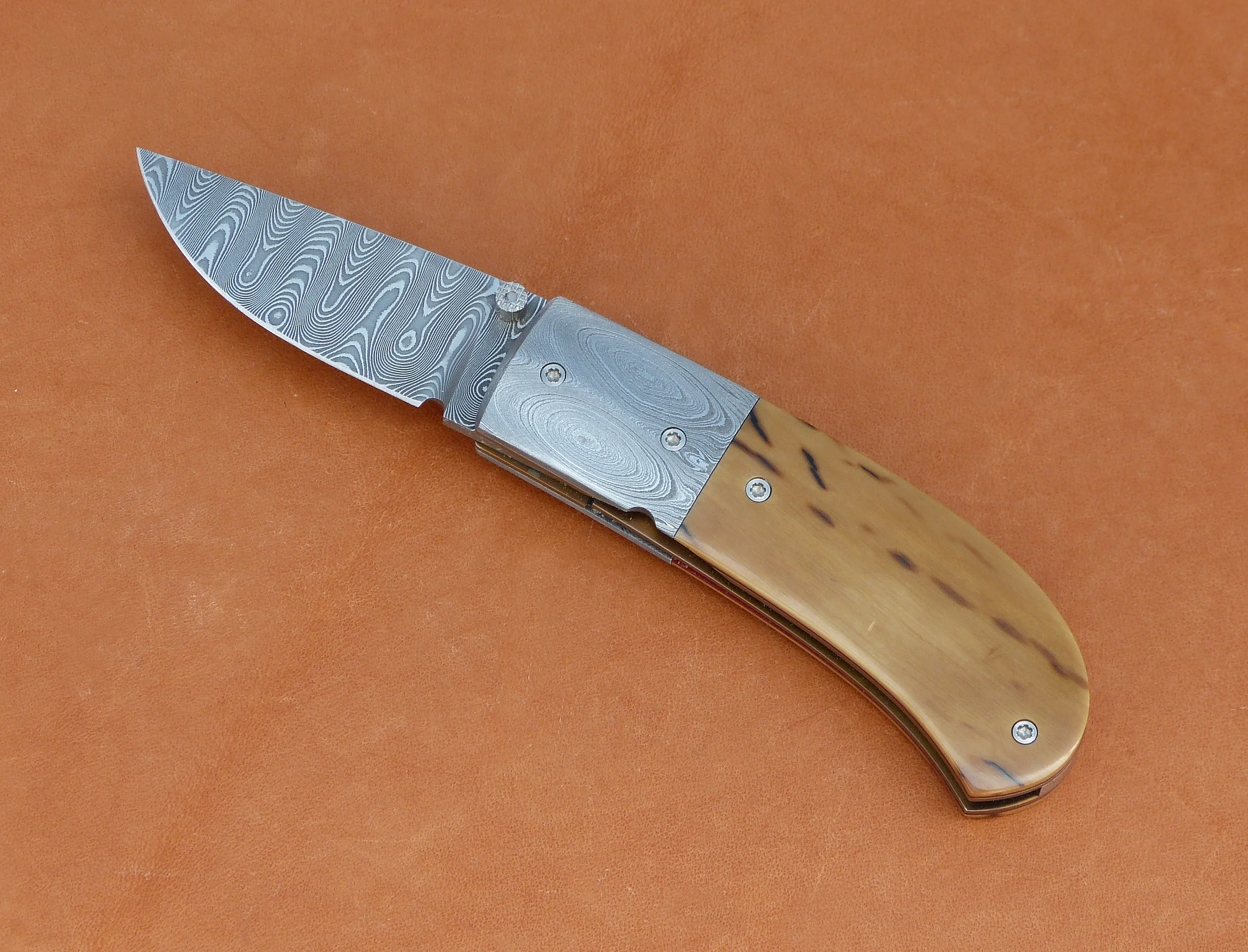 W.E. Ankrom liner lock folder. SOLD