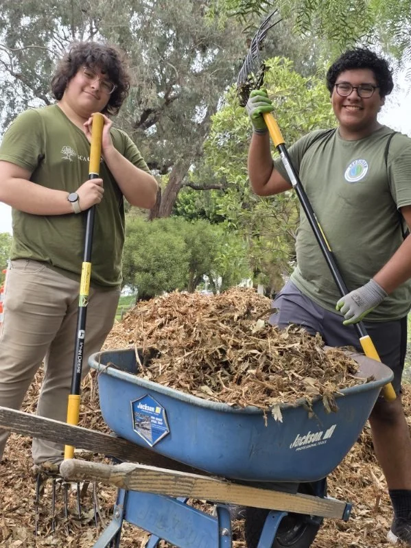 Mulch ECA with mulch wheelbarrow.JPG