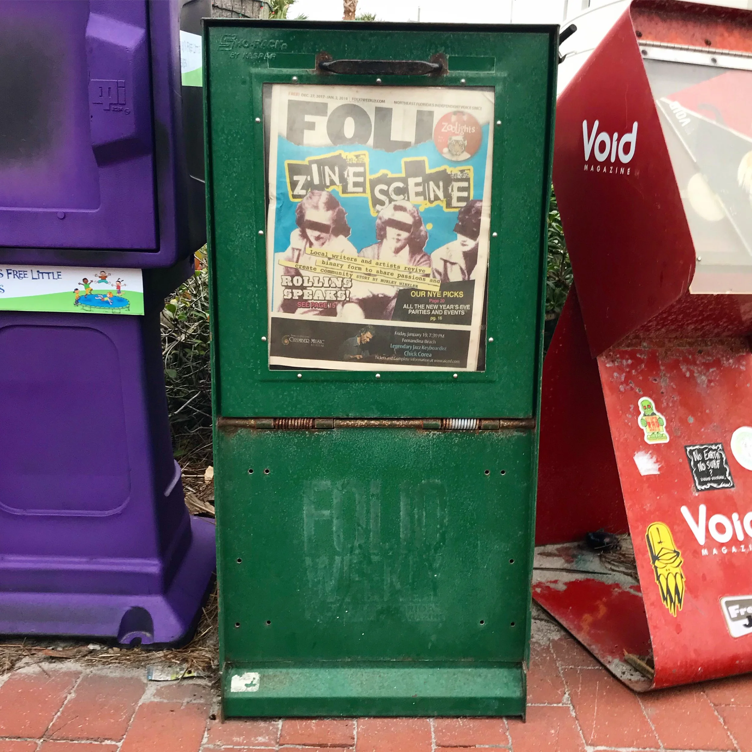 Cover story on the Jacksonville zine scene for Folio Weekly, December 2017.