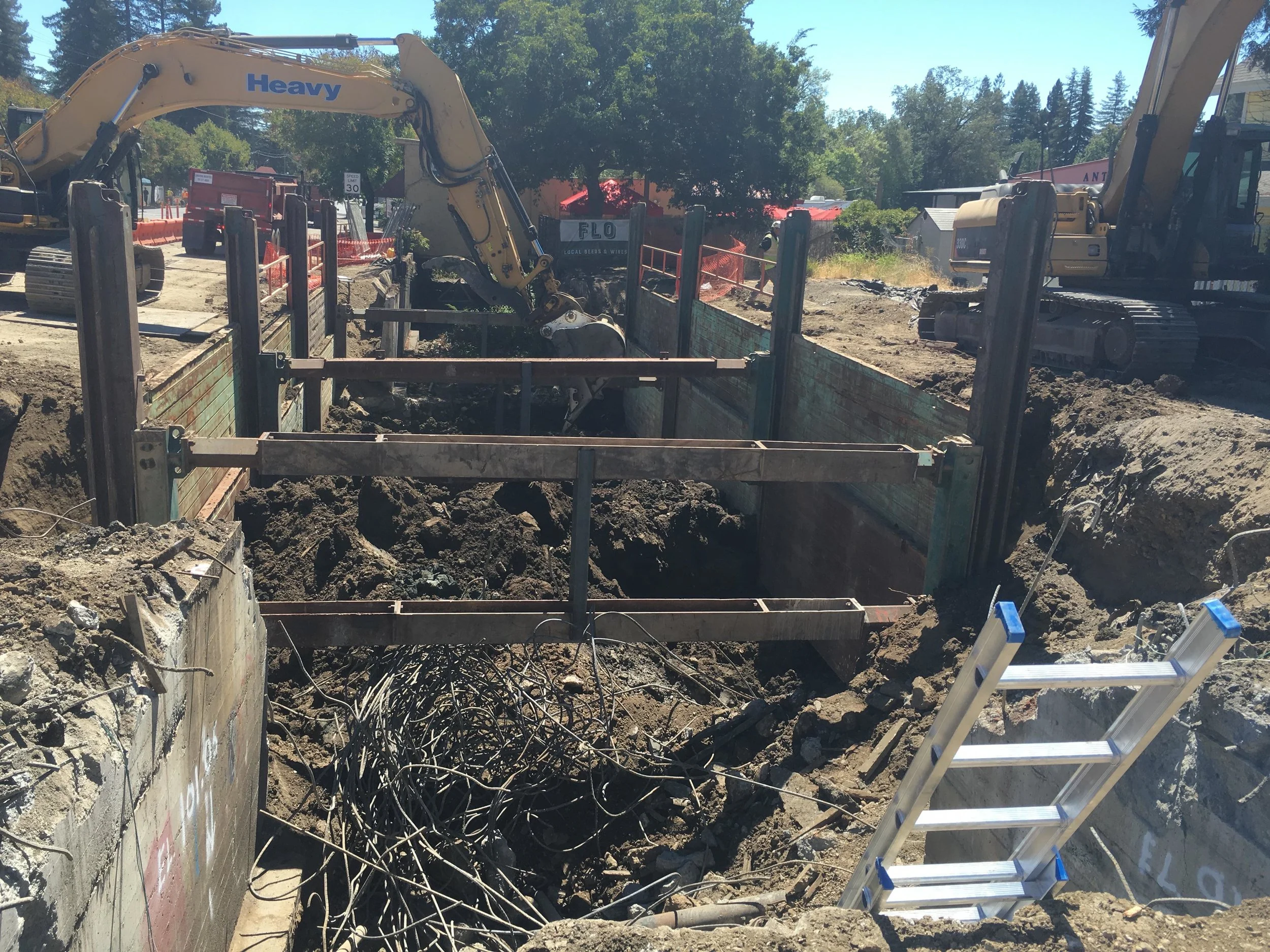 Healdsburg Box Culvert 100Lx25'Wx18'D N01.JPG