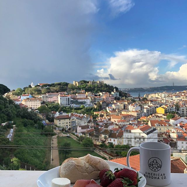 American Buddha Co. hits Lisboa — what an amazing city! • • •
#lisbon #portugal #lisbonstreets #art #travelgram #travel #americanbuddhaco #makehappinessahabit