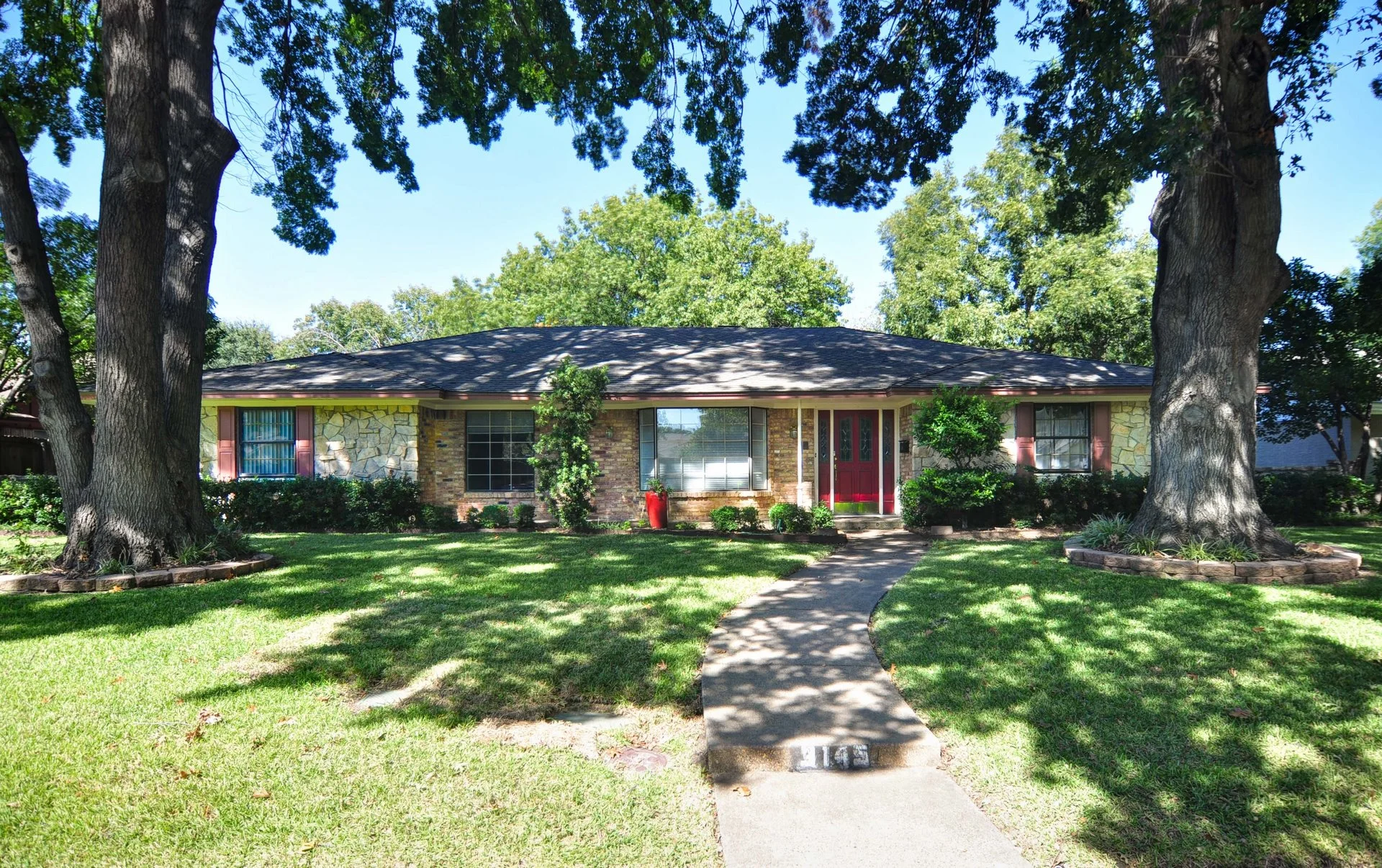 DSC_0407-Front - 3112 Timberview Rd, Dallas TX 75229 Robert Jory Group.jpg