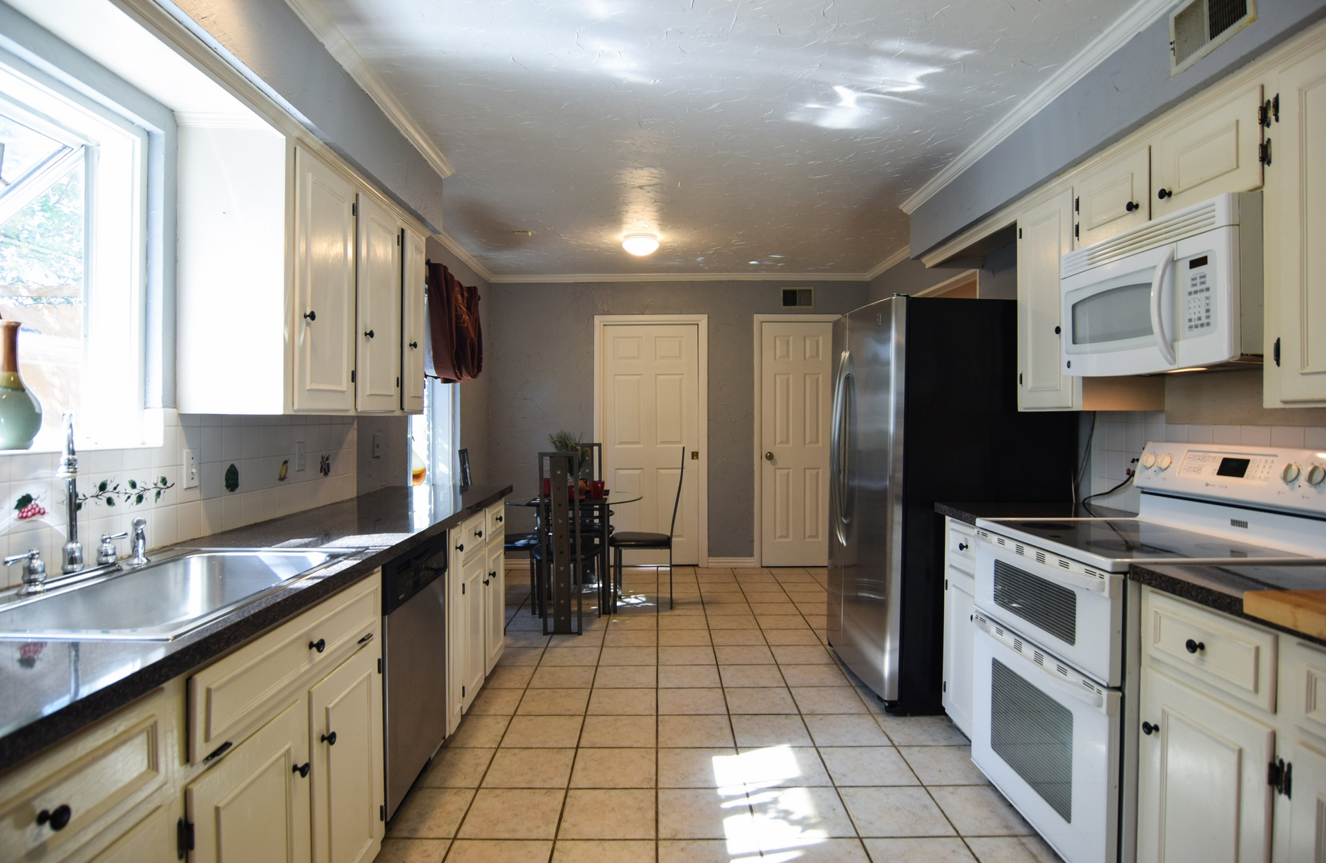 Kitchen 3235 Timberview Rd Dallas TX 75229.jpg