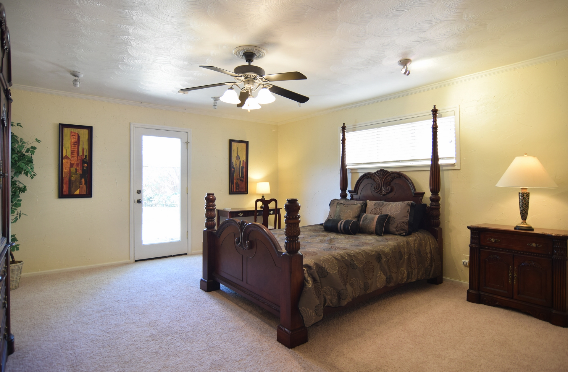 Master Bedroom 3235 Timberview Rd Dallas TX 75229.jpg