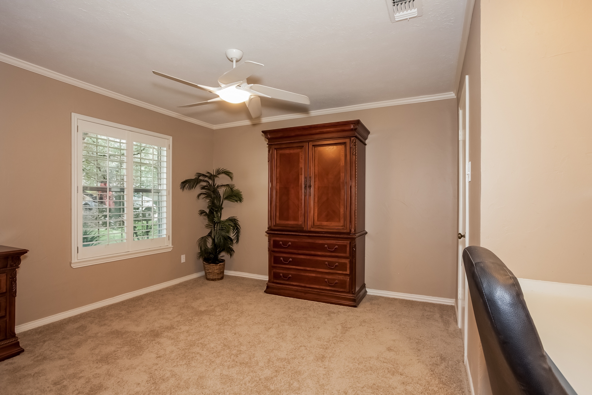 3208 Grantwood Dallas TX 75229 20.jpg