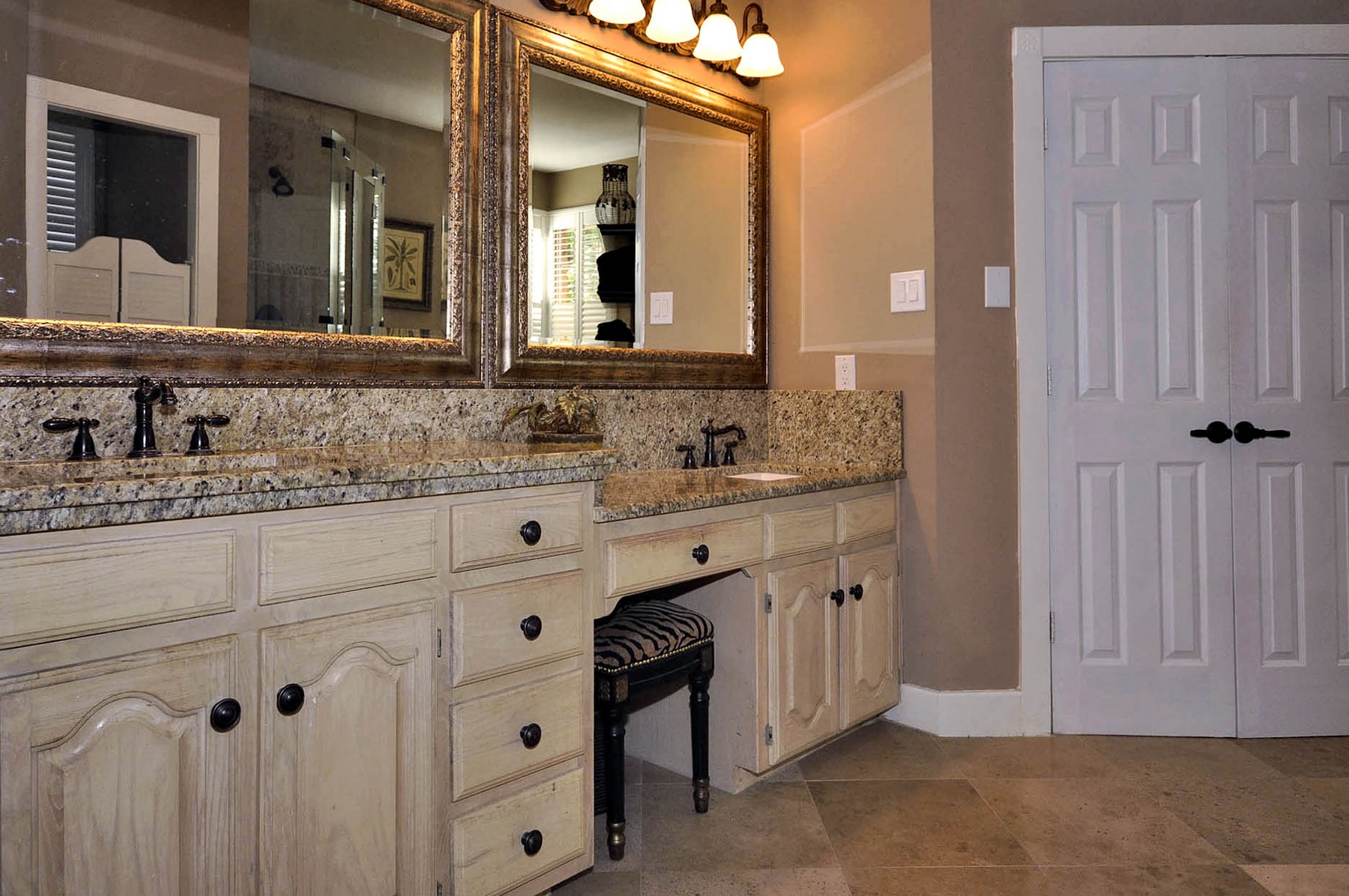 6016 Buffridge Master Bath Vanities.jpg