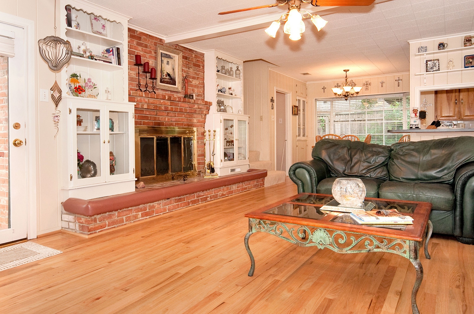 Family Room From Entry.jpg