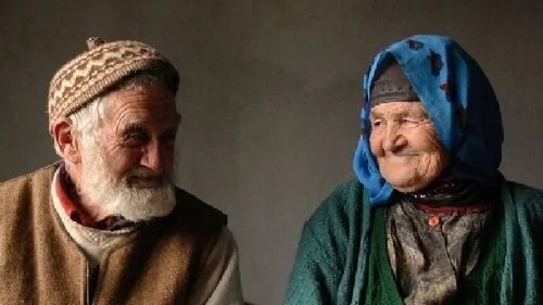 TR-yaslilar-haftasi-ve-islam-xvn2uox5ts_Kirp.jpg