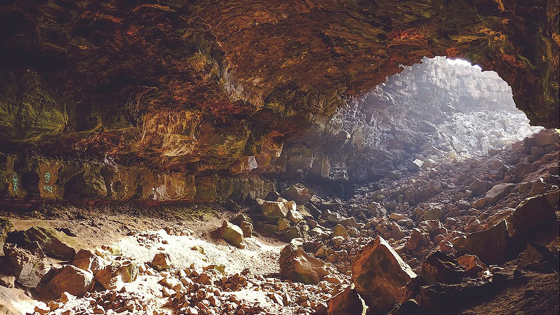 cave_04.jpg
