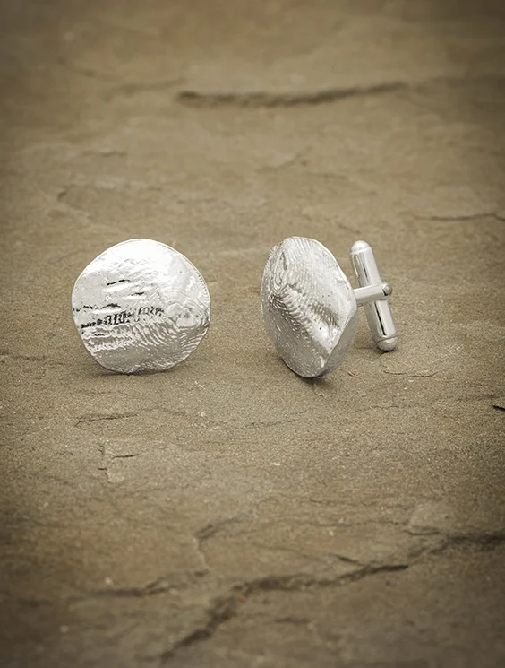 DUNE Crest cufflink.jpg