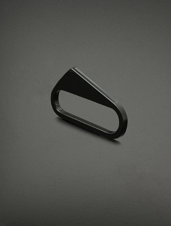 black star ring small standing.jpg