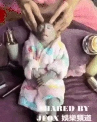 Don&rsquo;t forget to treat yourself !!! We all need a little bit of pampering. Facial season is in full effect. #treatyourself #hydratedskin #lovetheskinyouarein #dermalogicapropeel #hydrate #love #skincare #losangeles #venice #playavista #playadelr