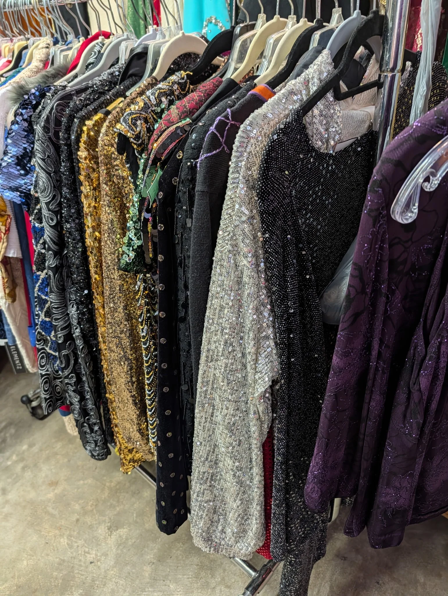 Oooh shiny! 🤩

#neworleans #sequins #shiny #costumes #midsummermardigras #bling #vintage #oakstreetnola