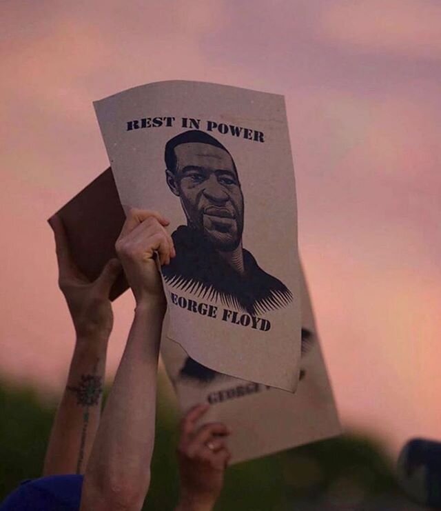 Black lives matter. ⠀⠀⠀⠀⠀⠀⠀⠀⠀
My fellow white people: we have so much work to do. I say this acknowledging that I have so much work to do. We have all benefited from and participated in this racist system. I am working on taking responsibility for my